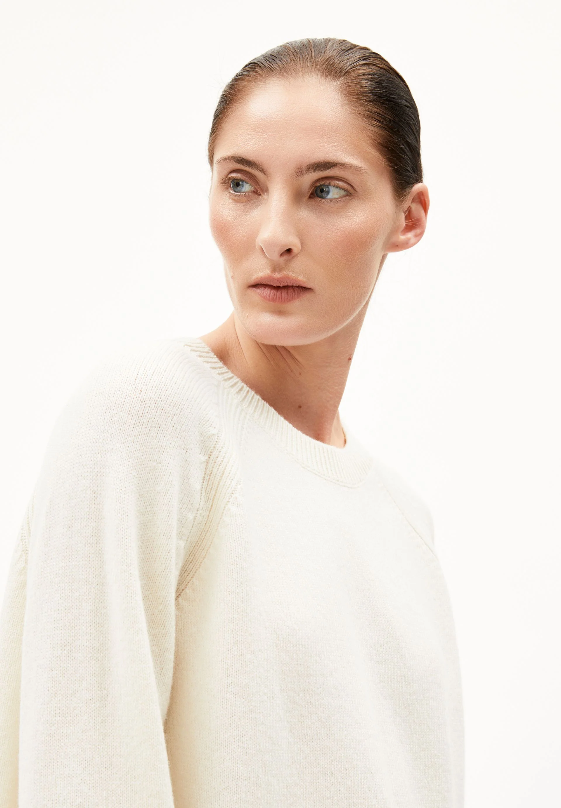 DILIRIAA REGLANA STRICKPULLOVER | oatmilk - Image 3