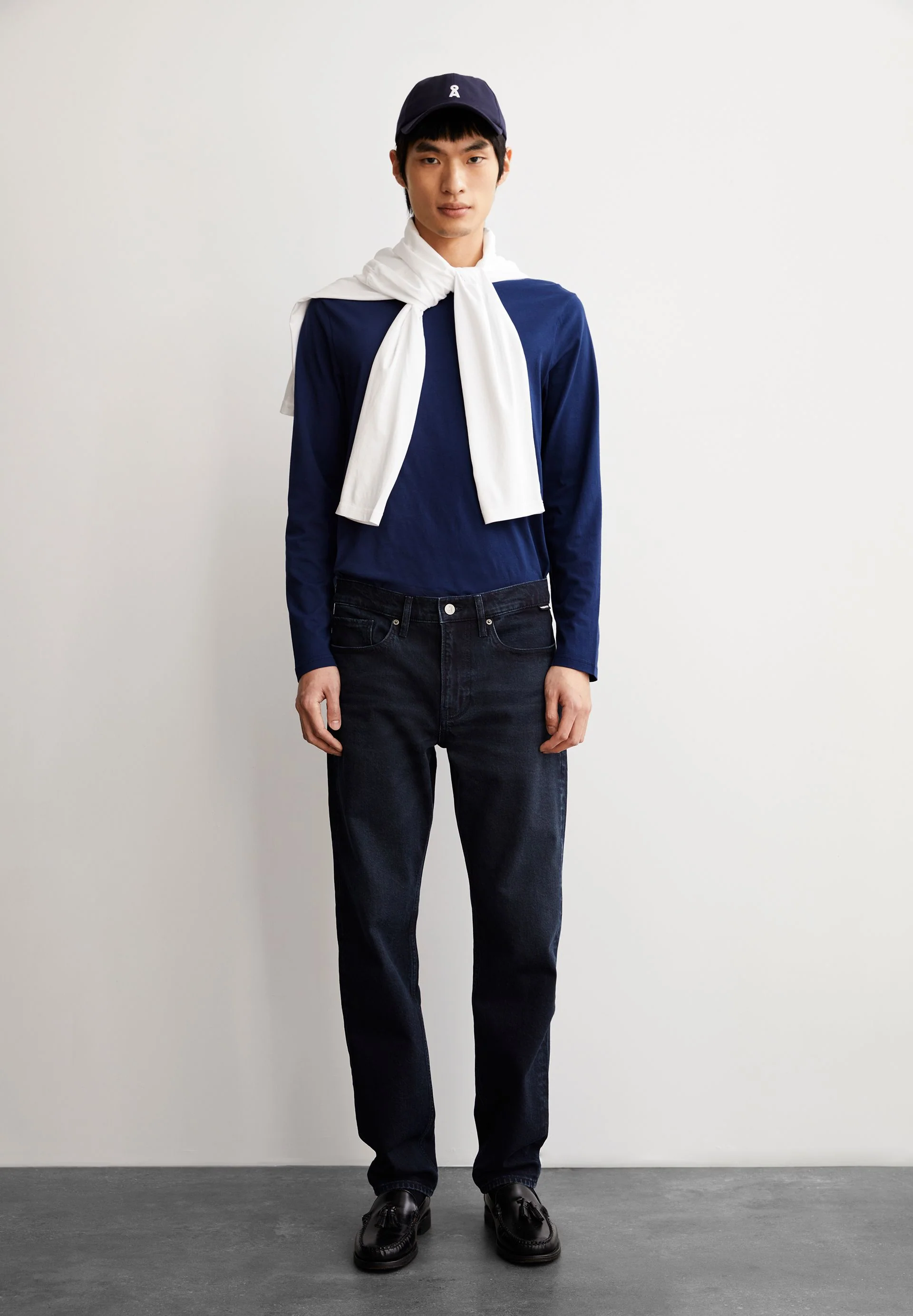 DYLAANO STRAIGHT JEANS | apsley - Image 4