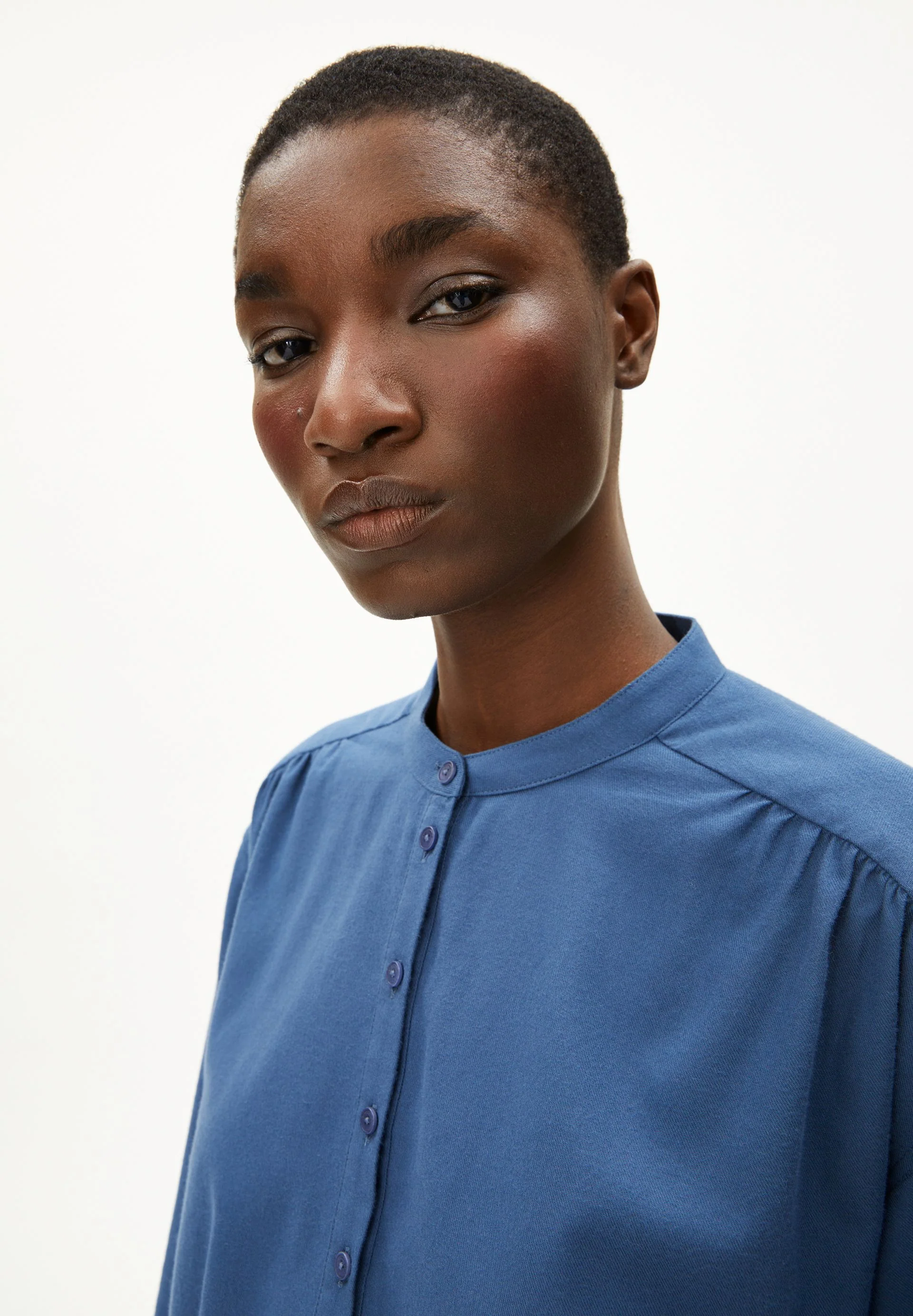 EFINARAA BRUSHED BLUSE | nightshadow - Image 3