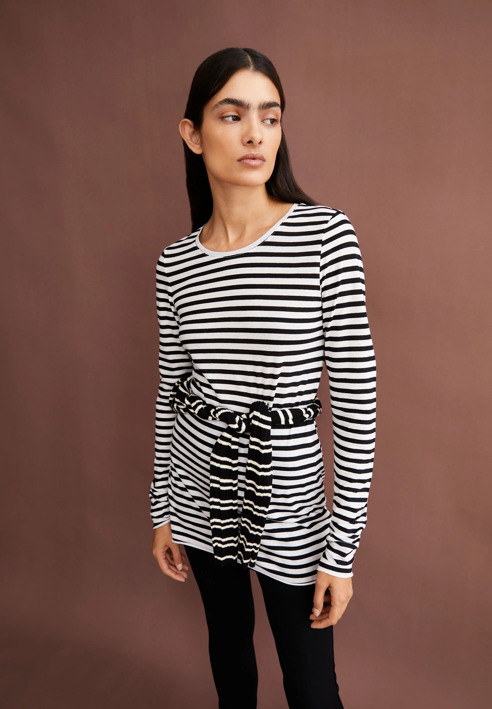 EINIAARA STRIPE LONGSLEEVE | white-black - Image 4
