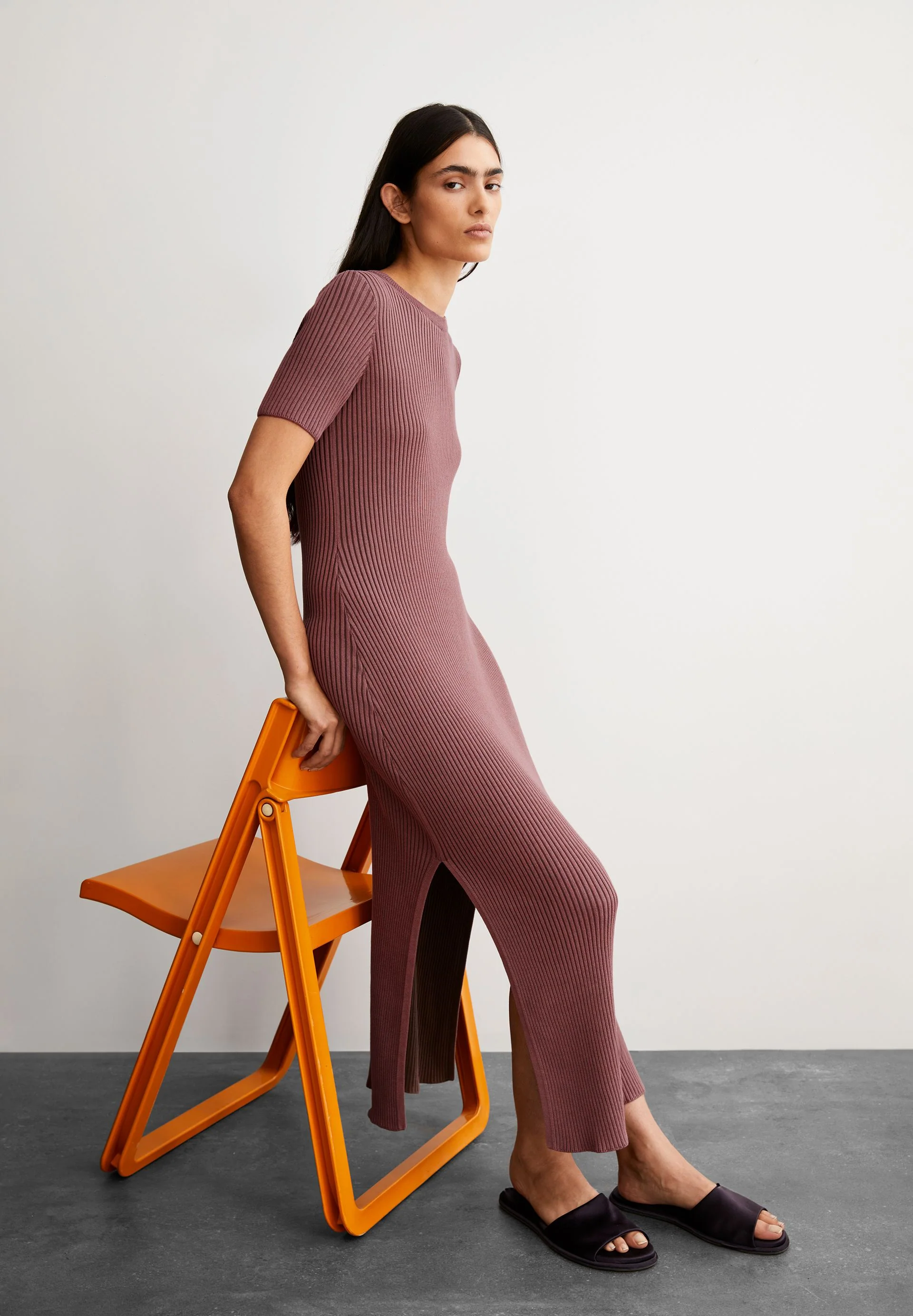 ELAINAAS GMT DYE KLEID | dark berry - Image 4