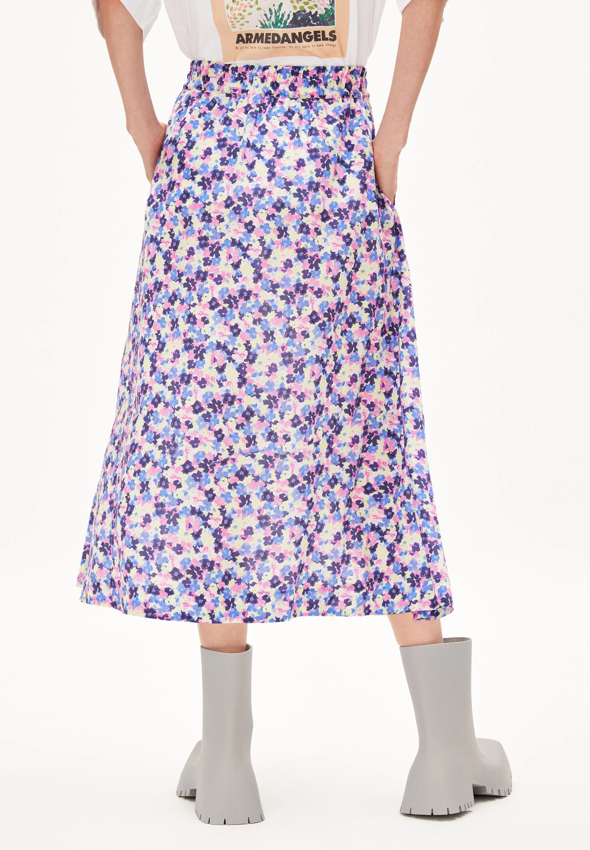 ELODIAA MULTI FLORAL | light lime - Image 2