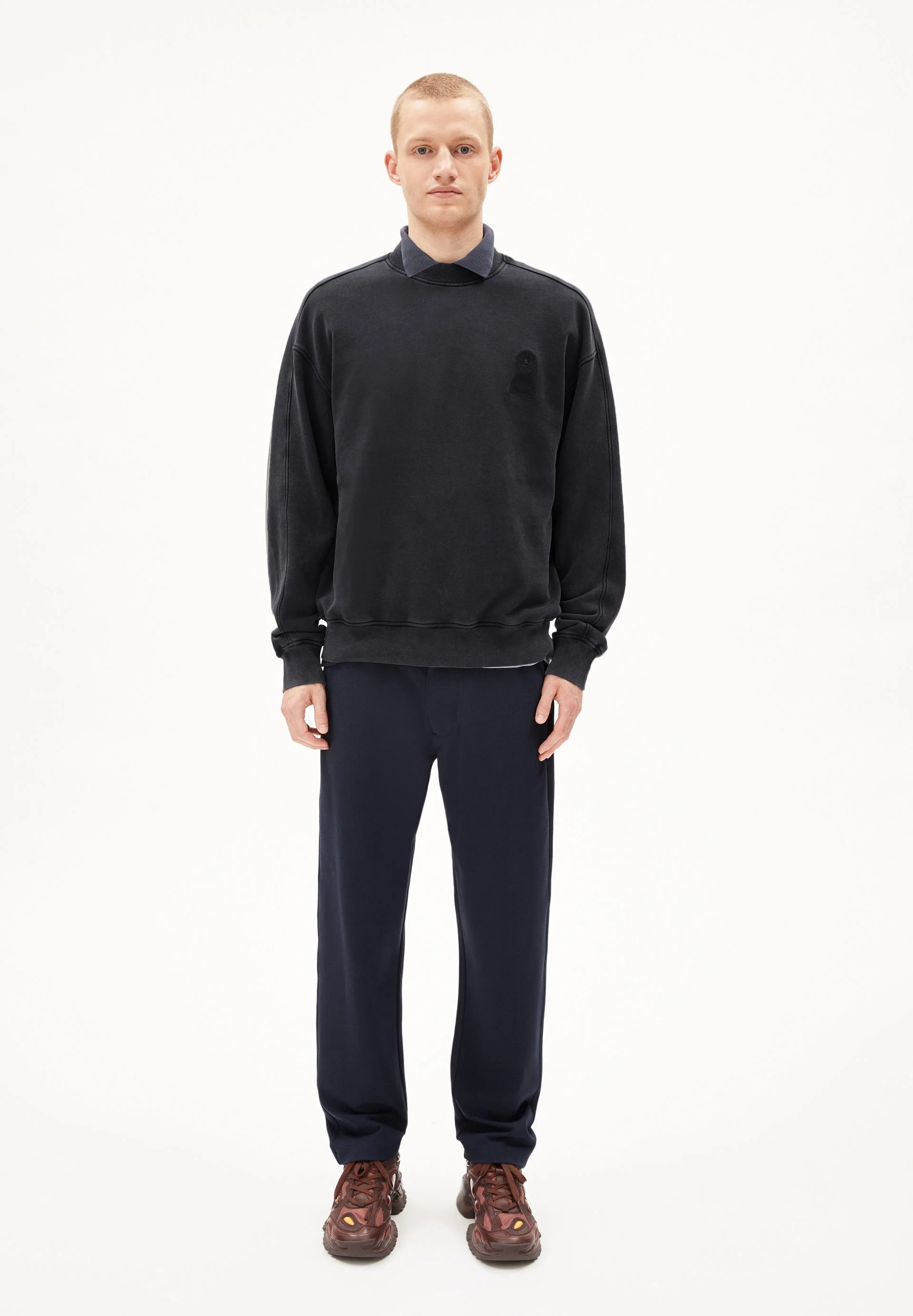 EMAAL CREWNECK GMT DYE | black washed - Image 5