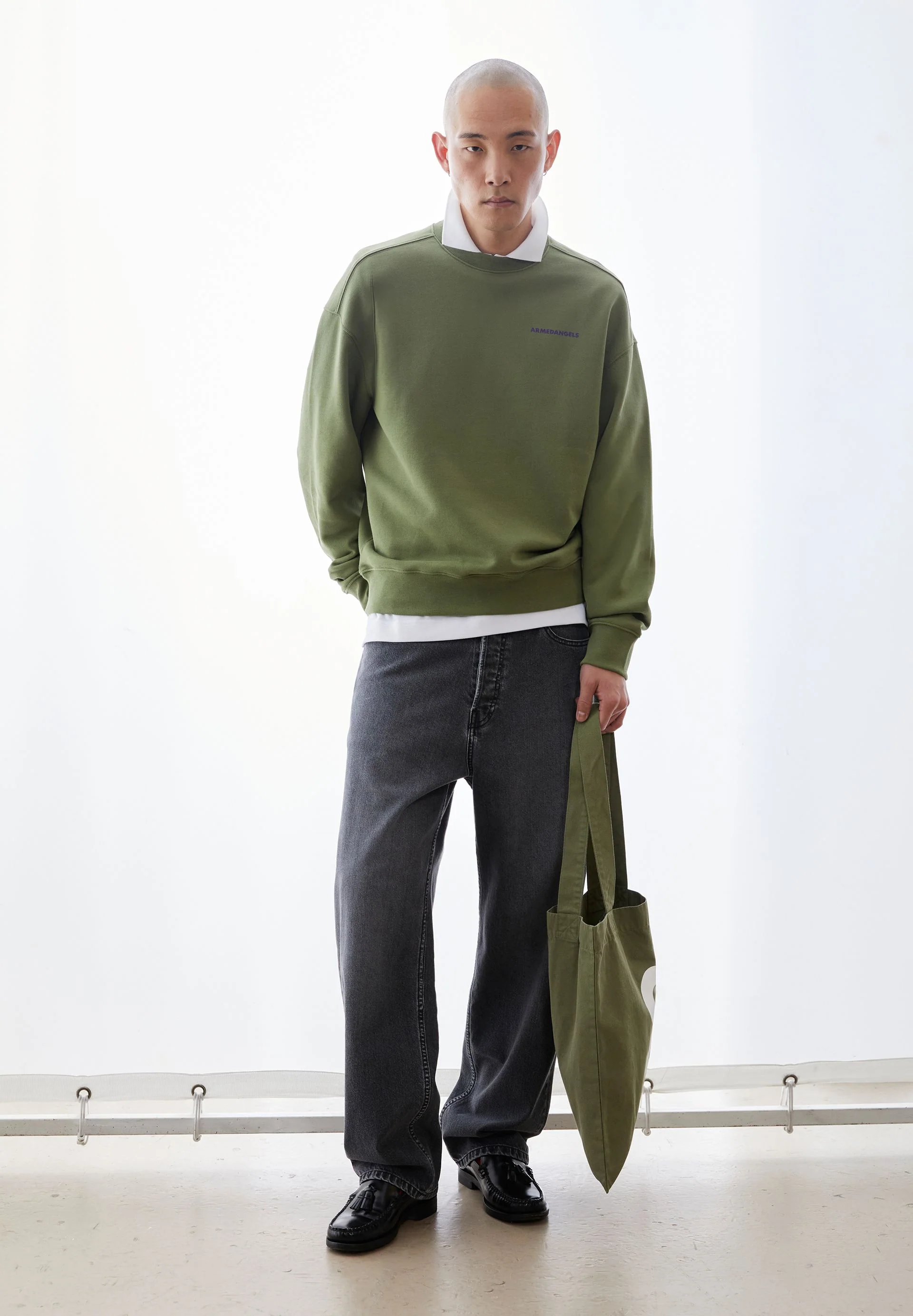 EMAAL OUTGROWN SWEATSHIRT | fatigue green - Image 4