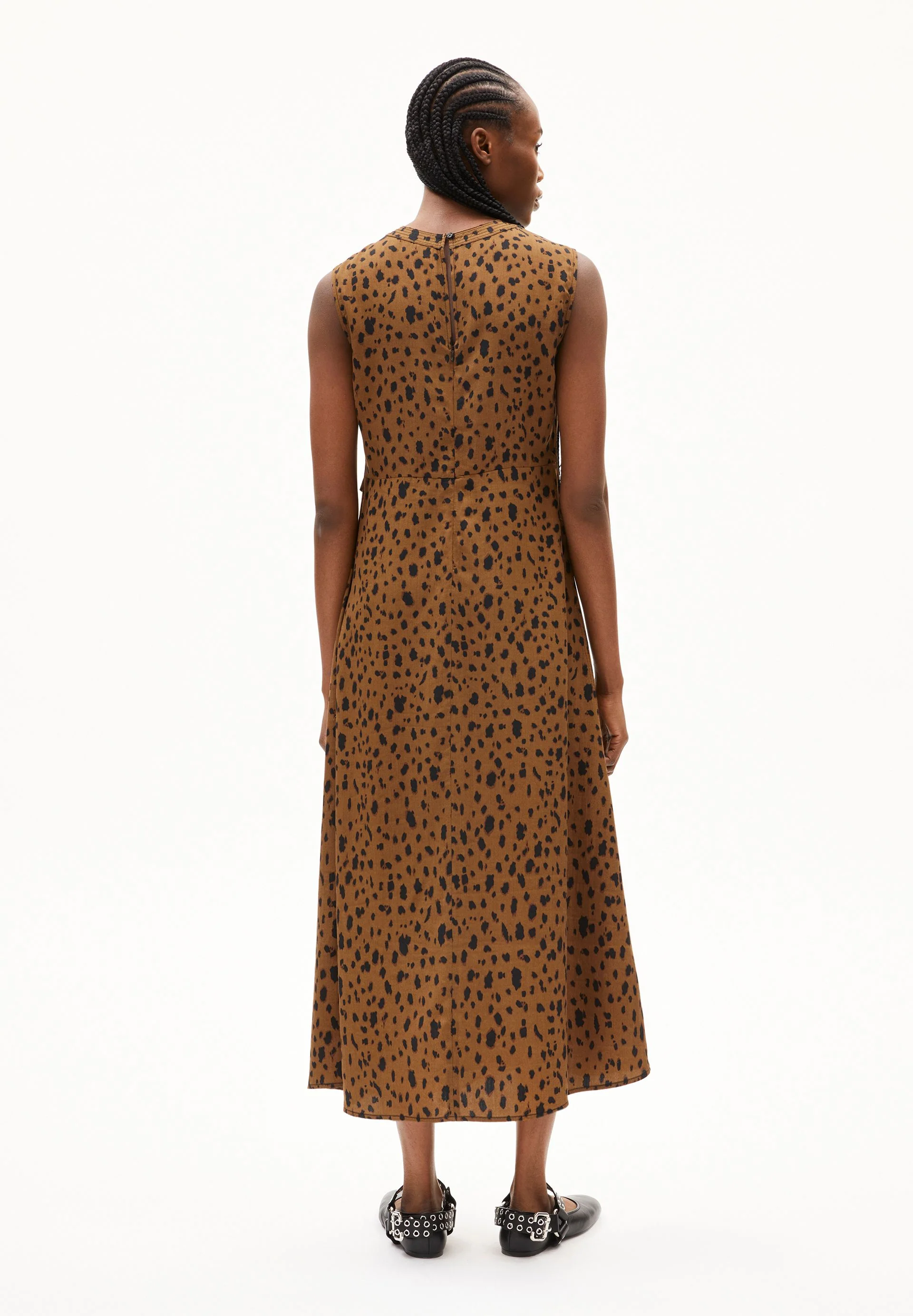 EMALANAA LEOPAA KLEID | dark camel - Image 2
