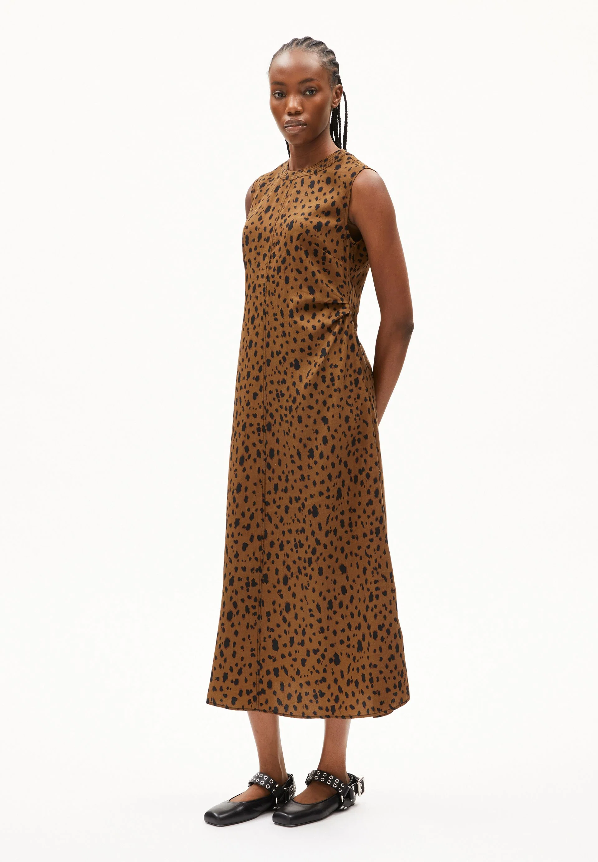 EMALANAA LEOPAA KLEID | dark camel - Image 5