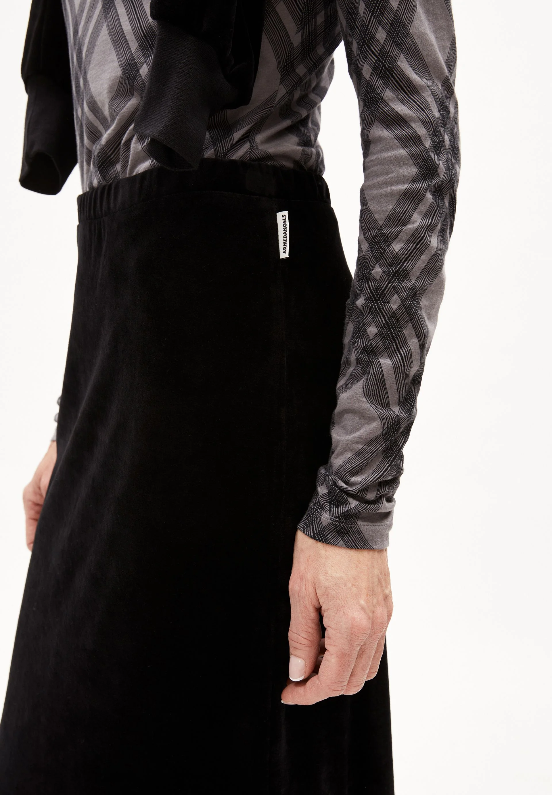 EMOLGAA | black - Image 3