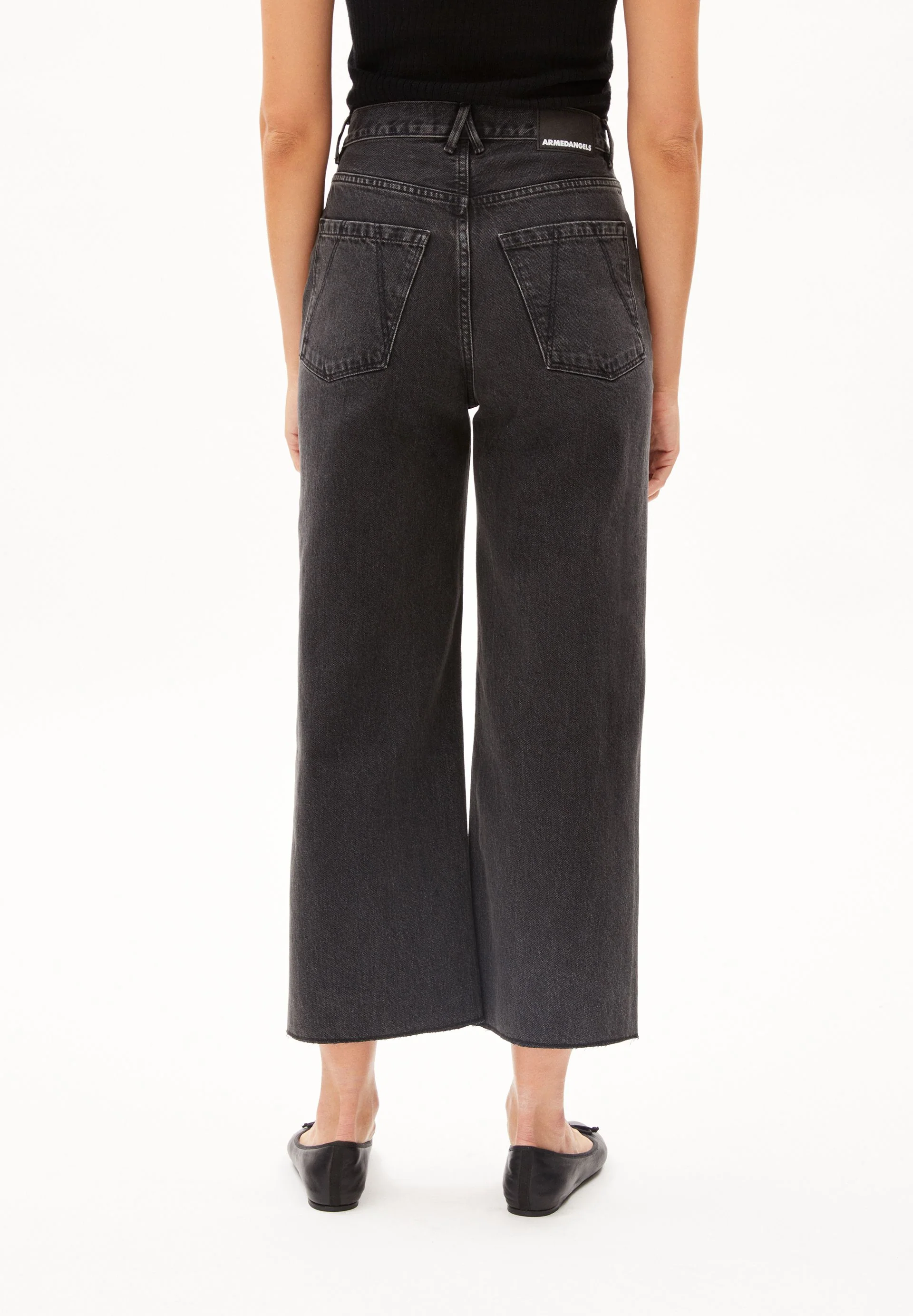 ENIJAA CROPPED | ebony black - Image 2