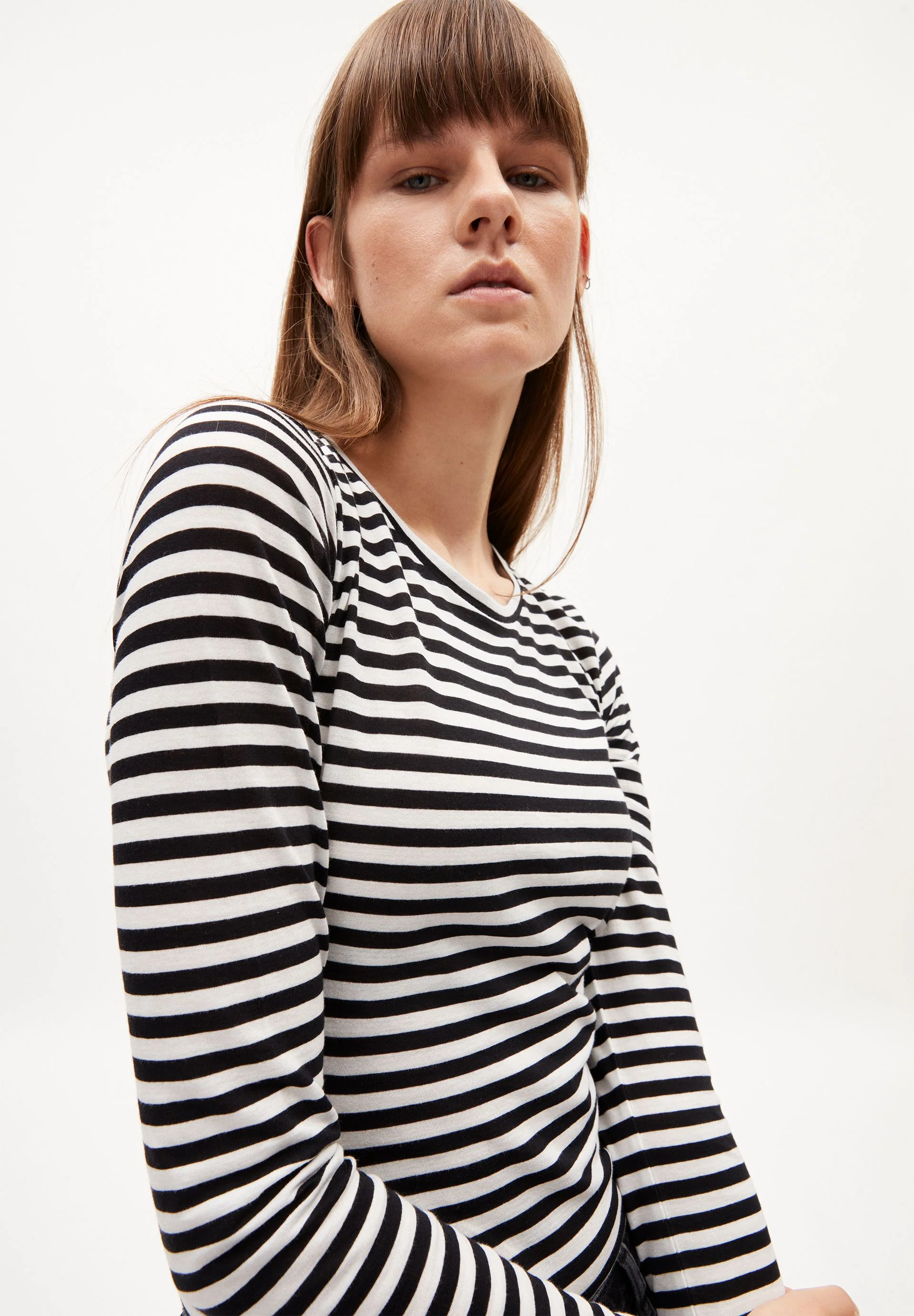 ENRICCAA STRIPES | black-off white - Image 3
