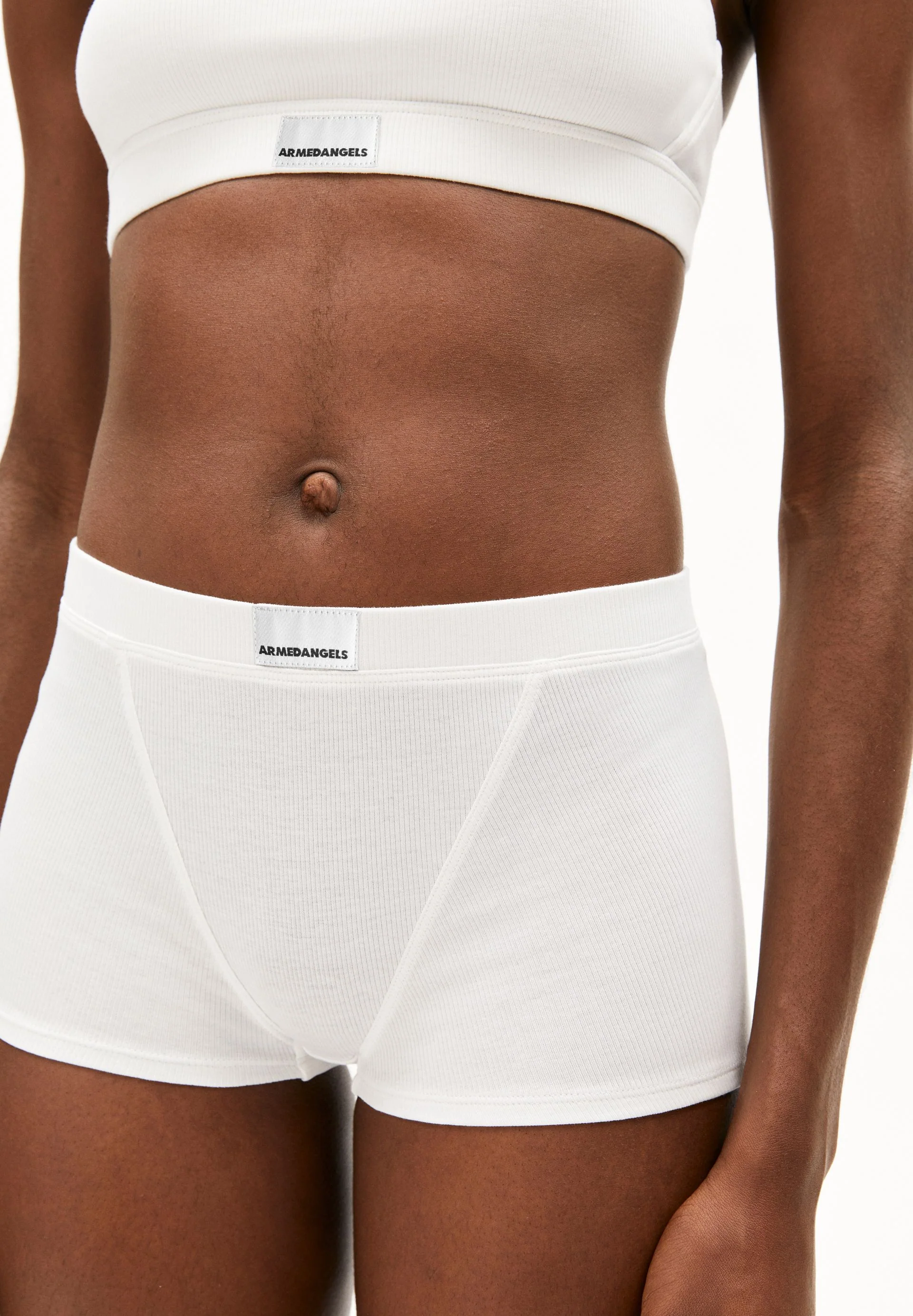 ERYNAA RIPP-SHORTY | white - Image 3