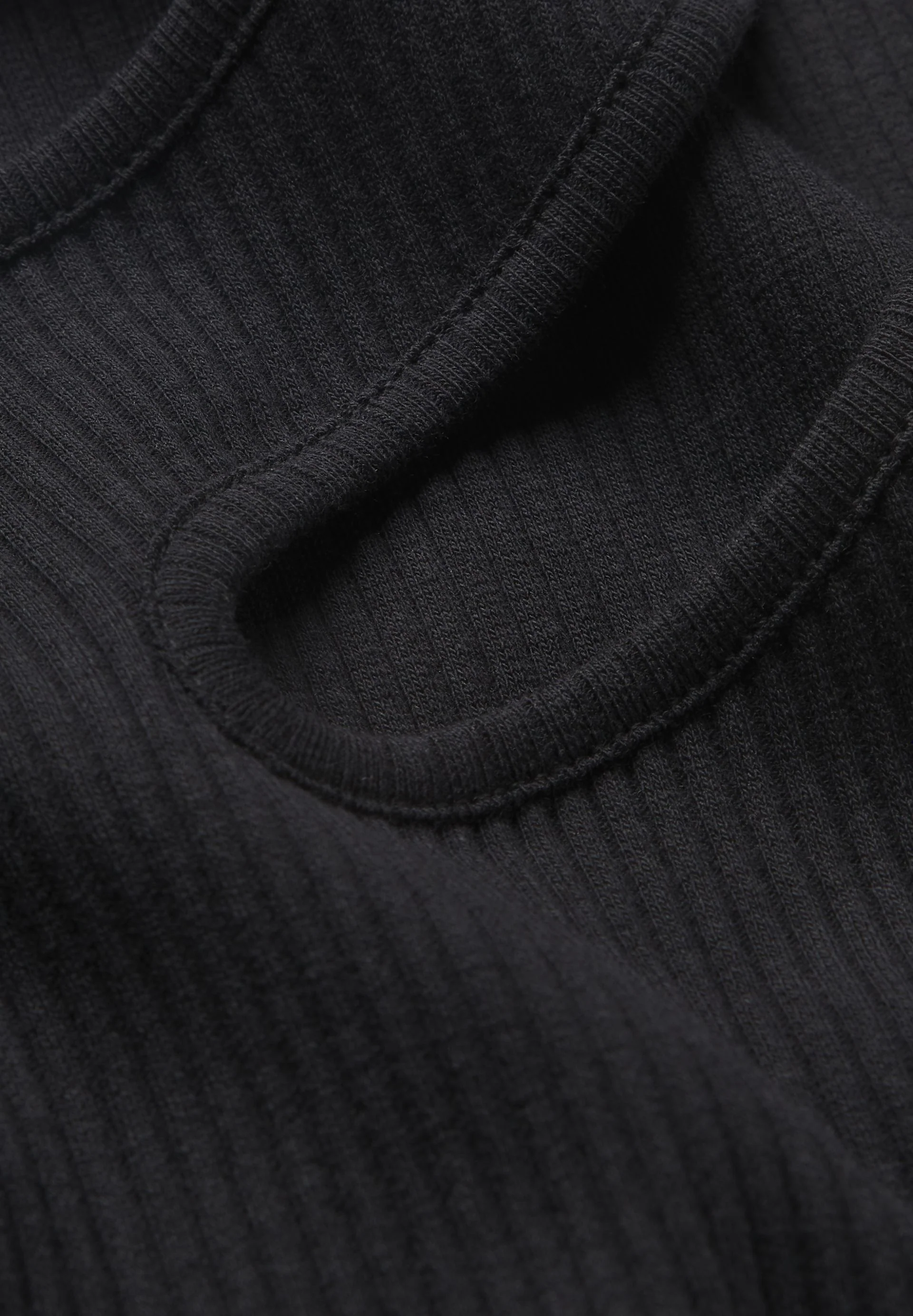 ESILAA | black - Image 6
