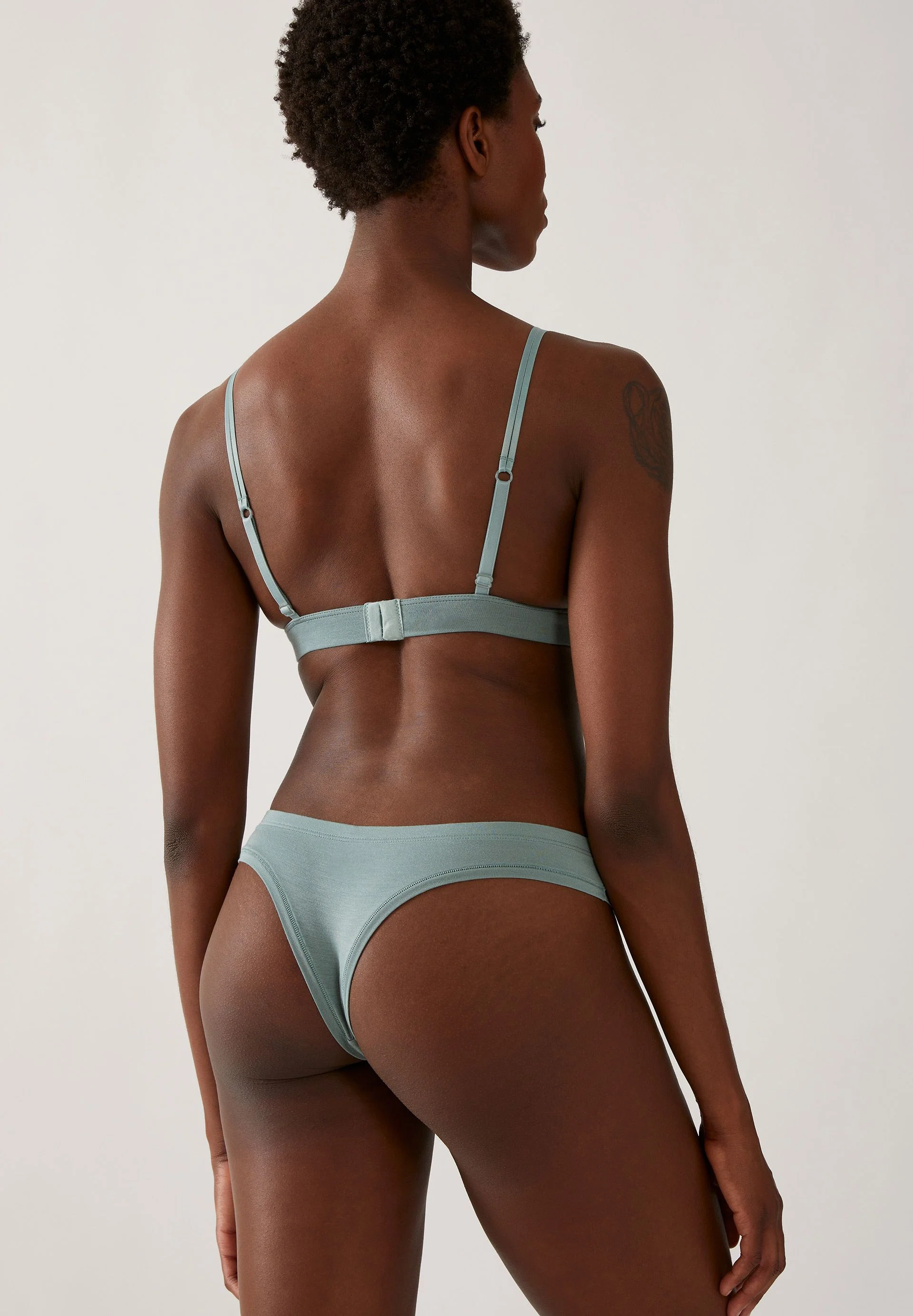 FAARA STRING | eucalyptus green - Image 2