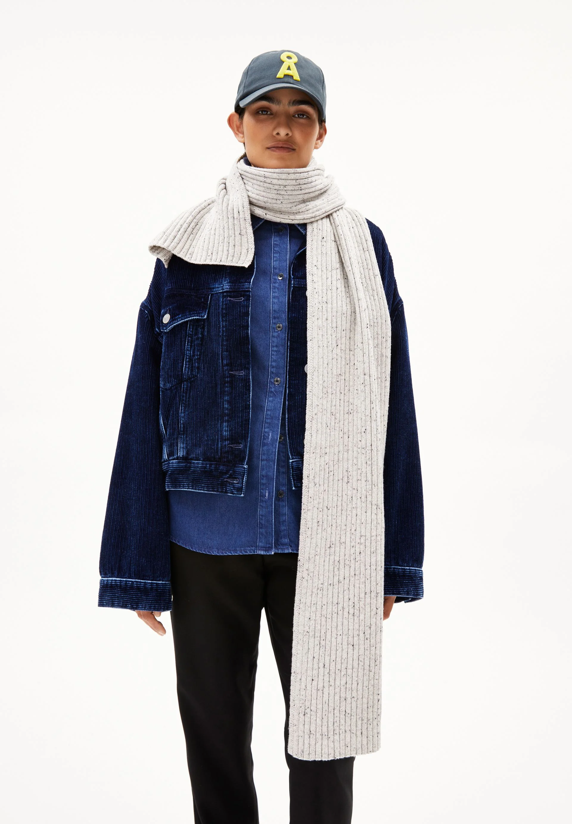 FAARLO TWEED SCHAL | oatmilk-black - Image 3
