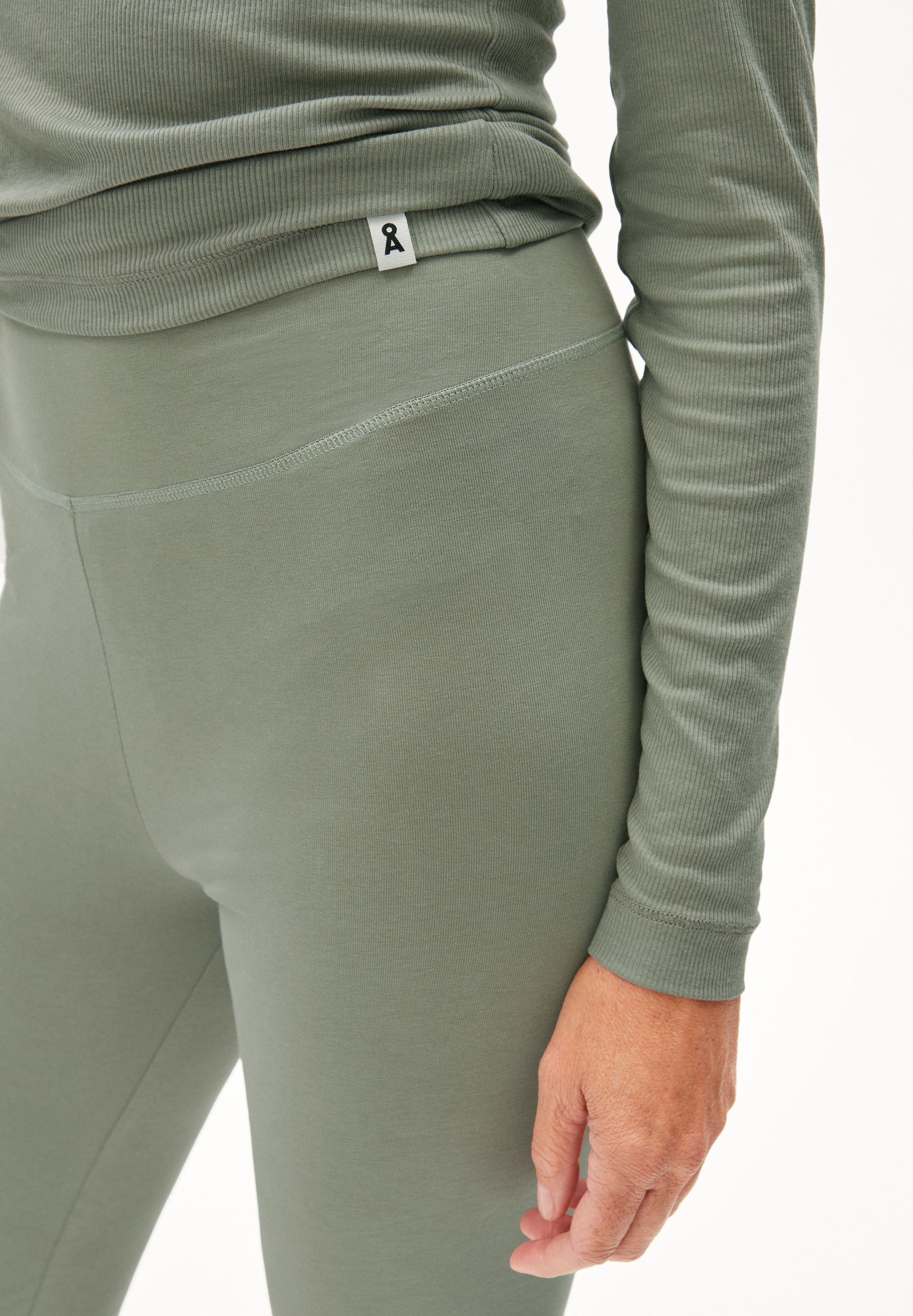 FARIBAA | grey green - Image 3