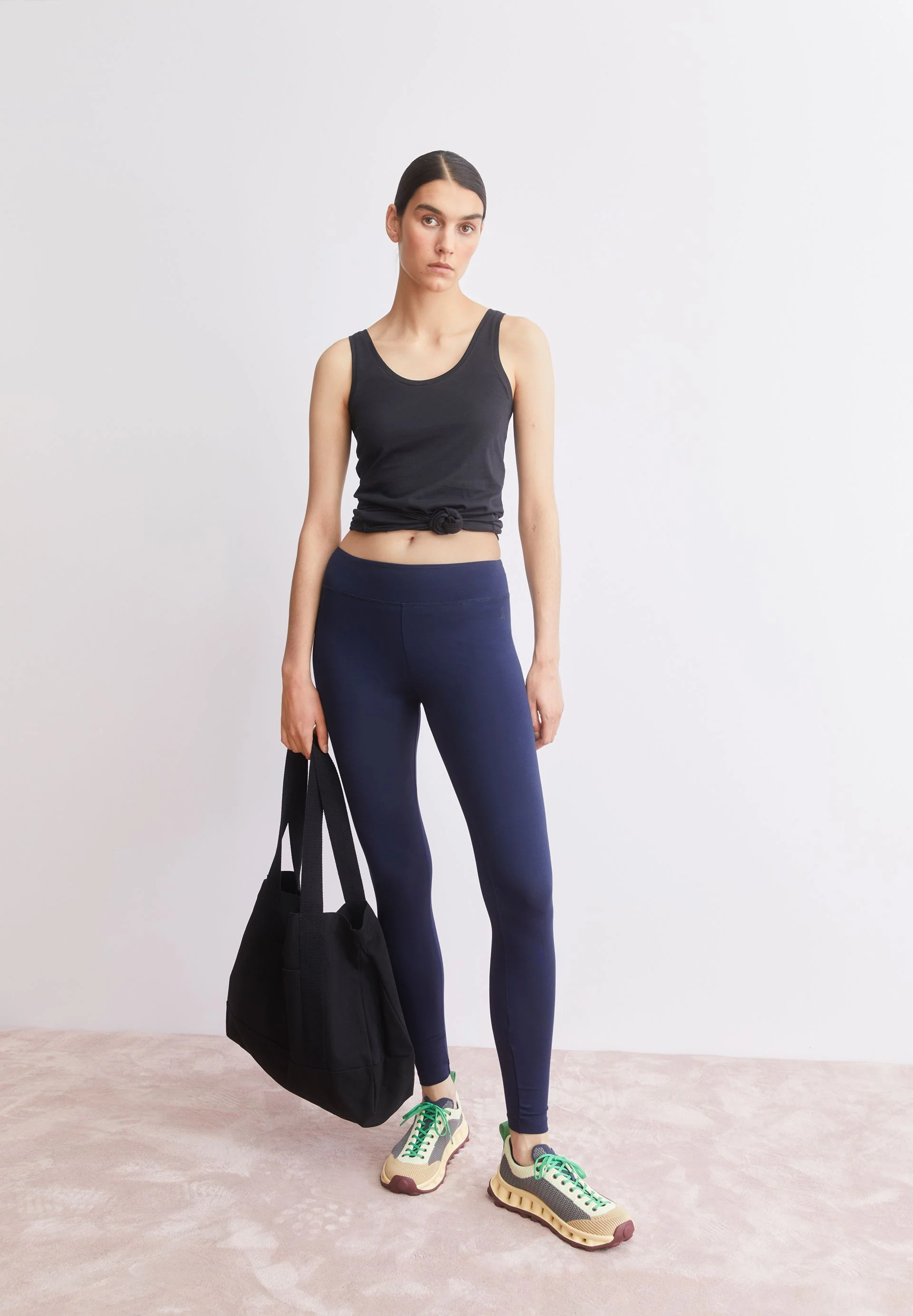 FARIBAA | tinted navy - Image 4