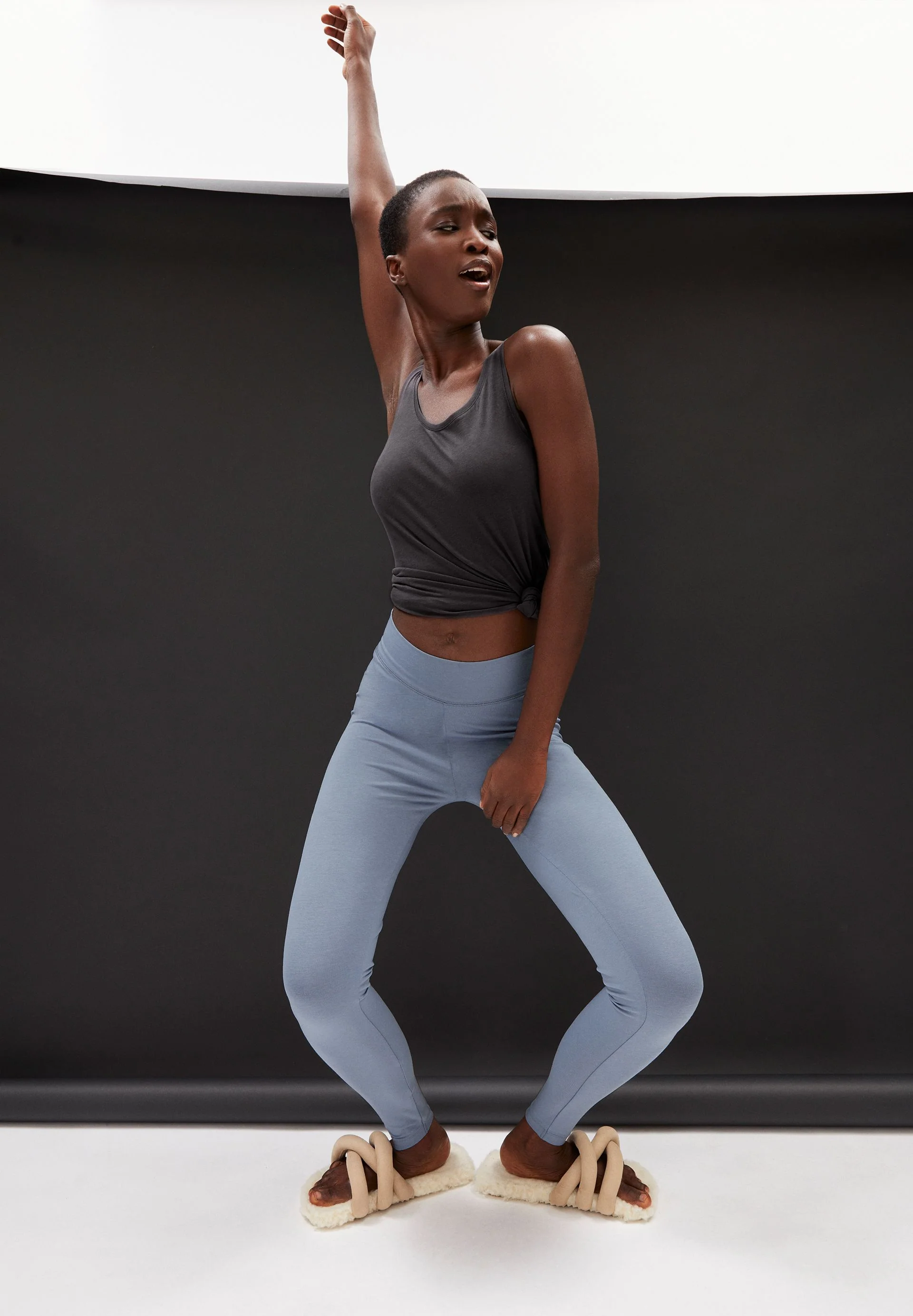 FARIBAA LOGO | grey indigo - Image 4