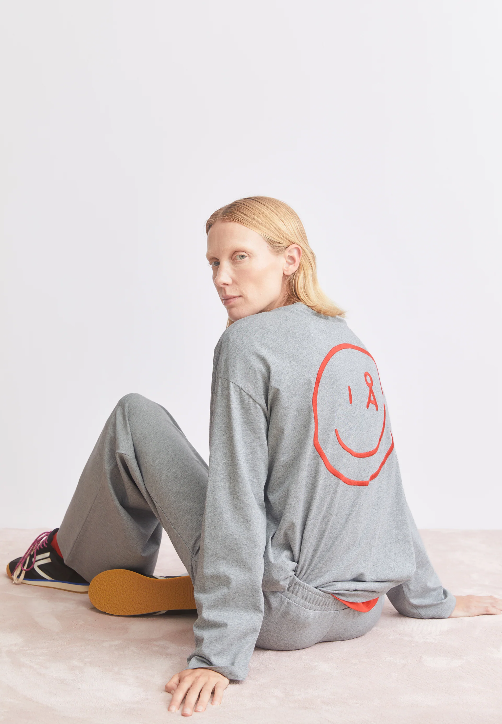 FIETAA SMILE LONGSLEEVE | silver melange - Image 4