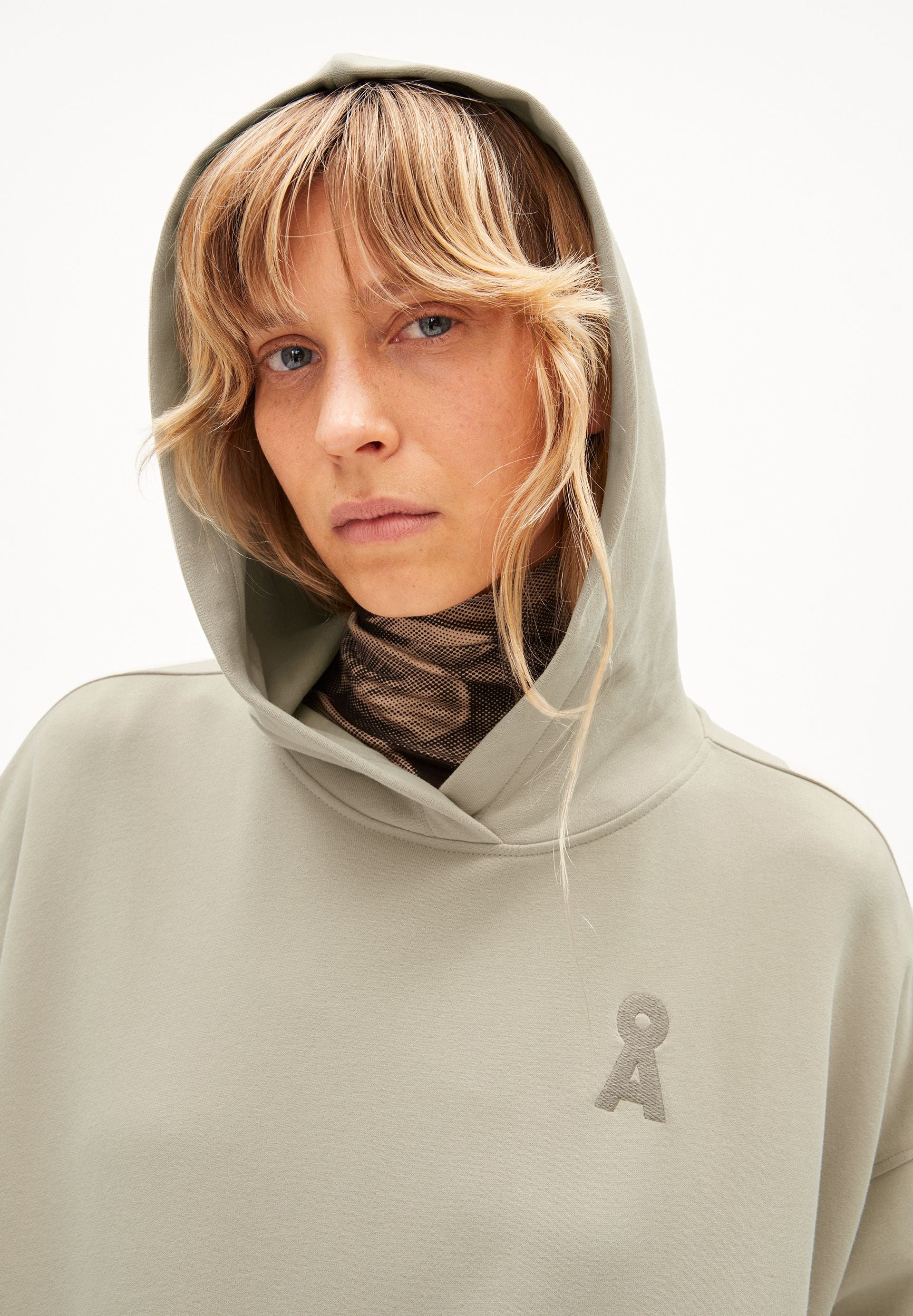 FRANCESCAA ELLAA | sandstone - Image 3