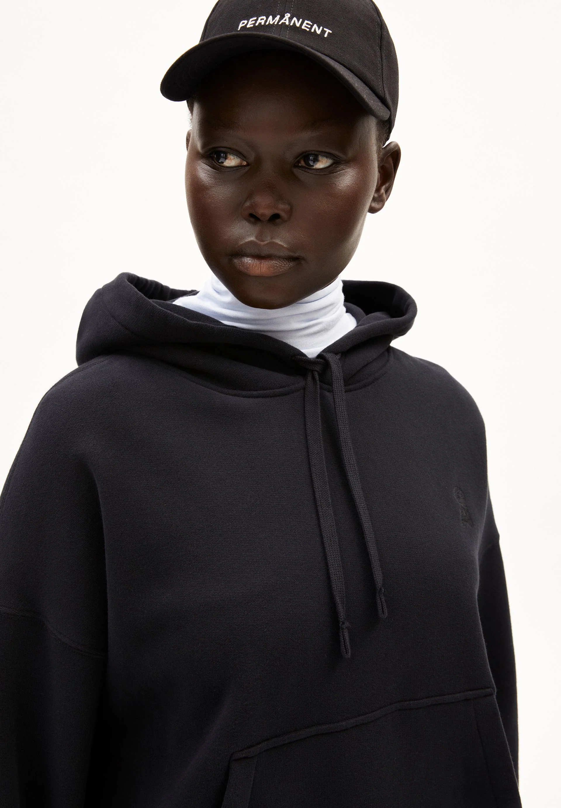 FRANCISARAA | black - Image 3