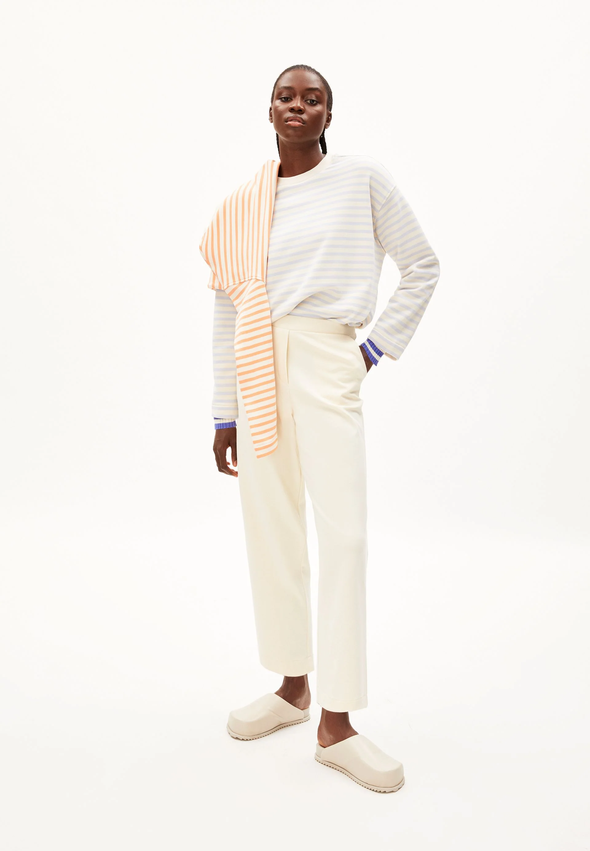 FRANKAA MAARLEN GESTREIFTES SWEATSHIRT | morning sky-undyed - Image 4