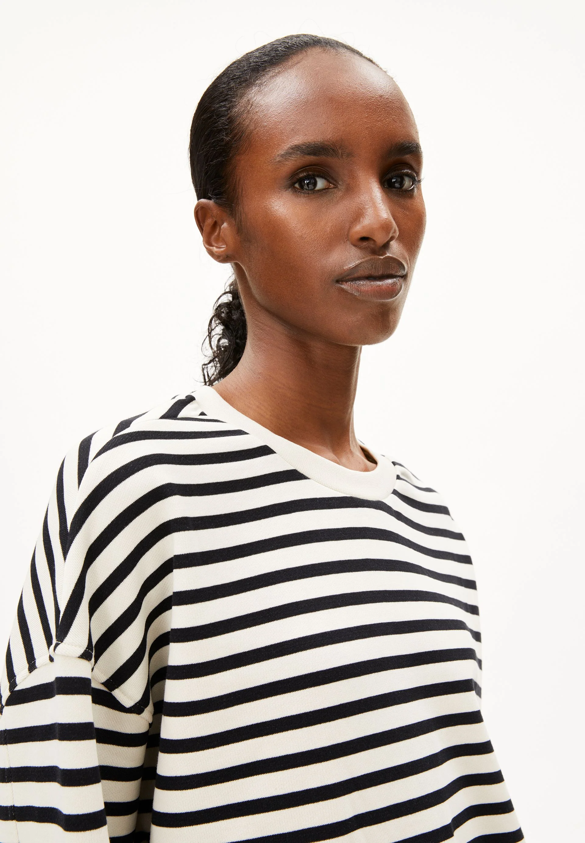 FRANKAA MAARLEN GESTREIFTES SWEATSHIRT | undyed-black - Image 3