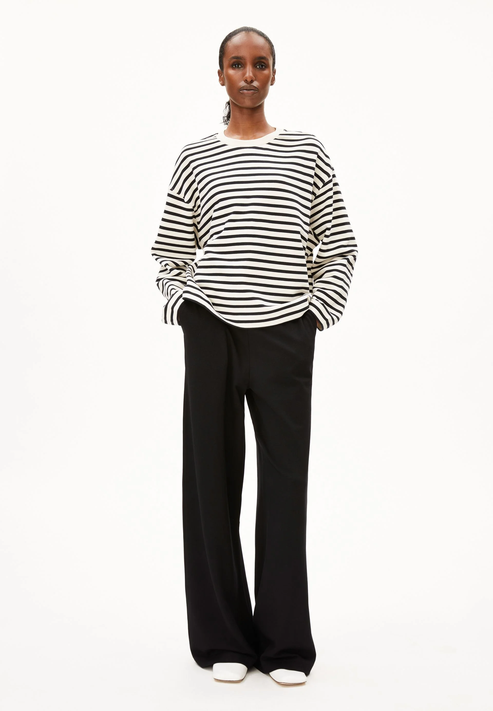FRANKAA MAARLEN GESTREIFTES SWEATSHIRT | undyed-black - Image 5
