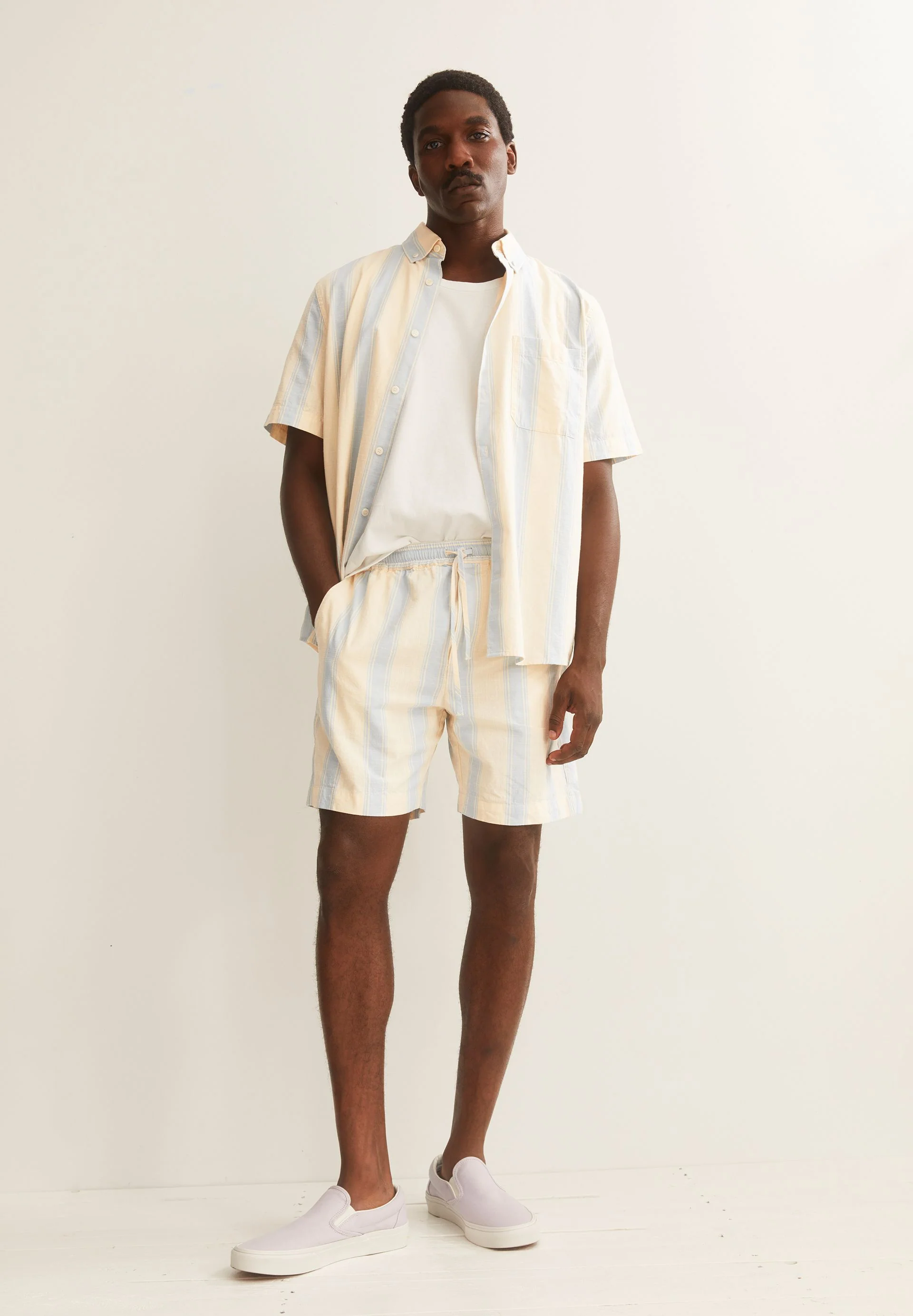 GESTREIFTE SHORTS | wedgwood - Image 4