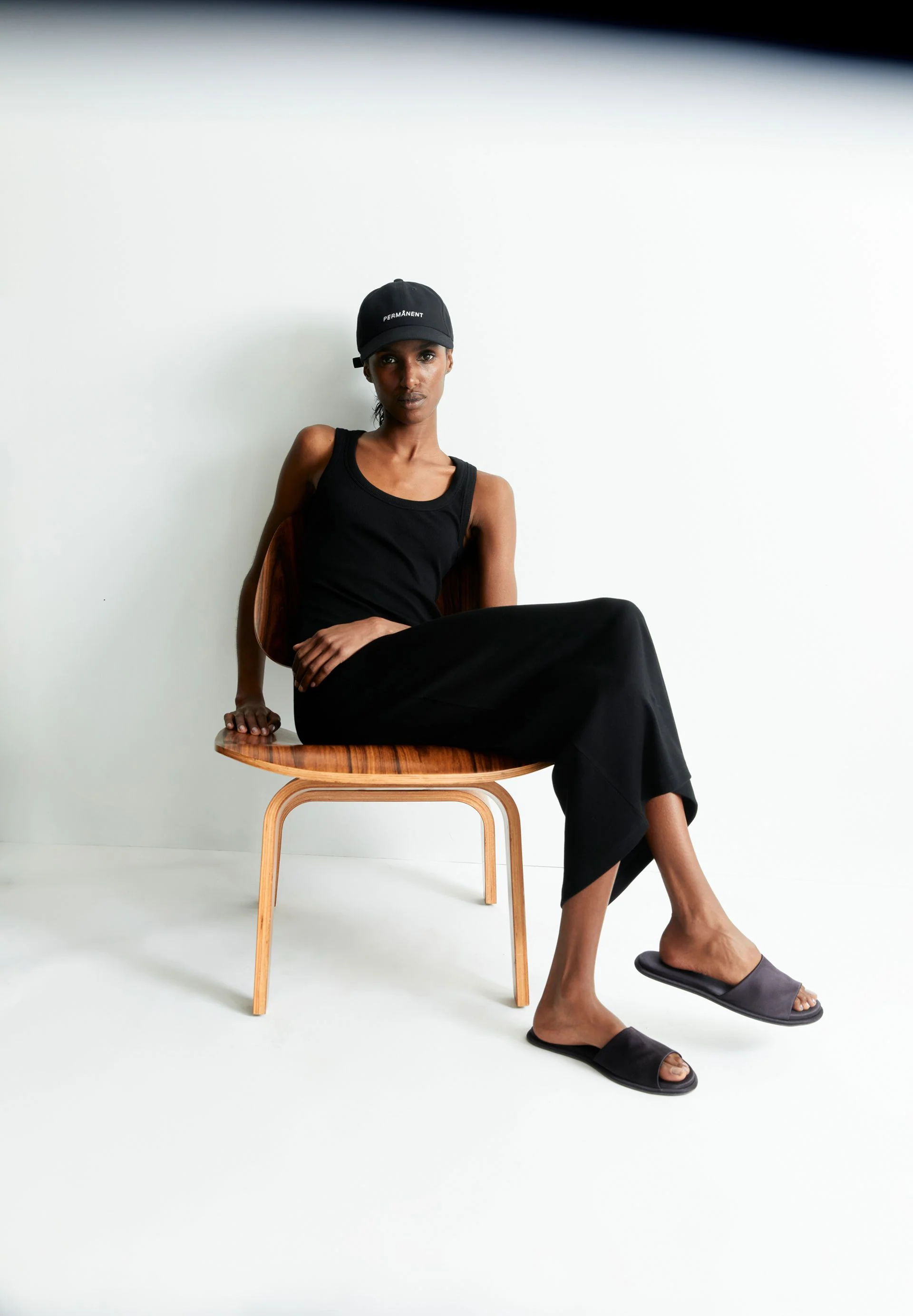 GOLDAA | black - Image 4