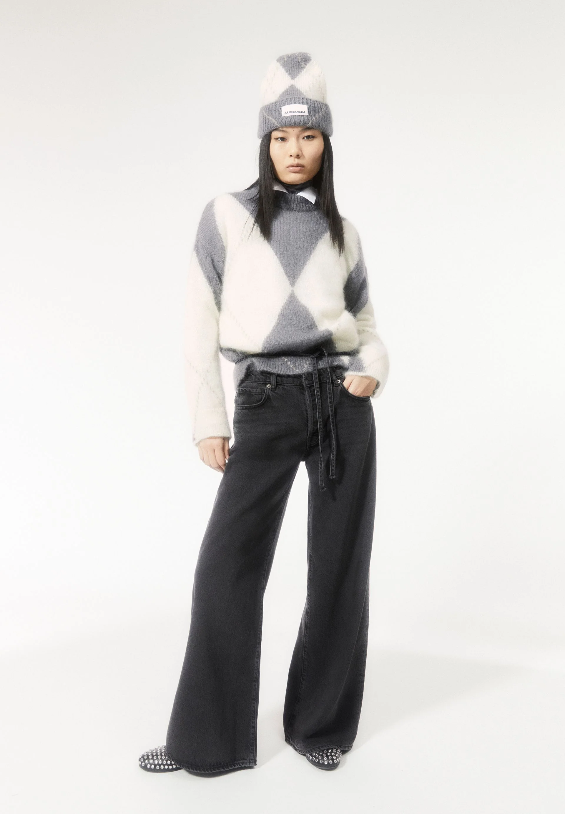 GWYNEIRAA ARGYLE | iron cast-oatmilk - Image 4