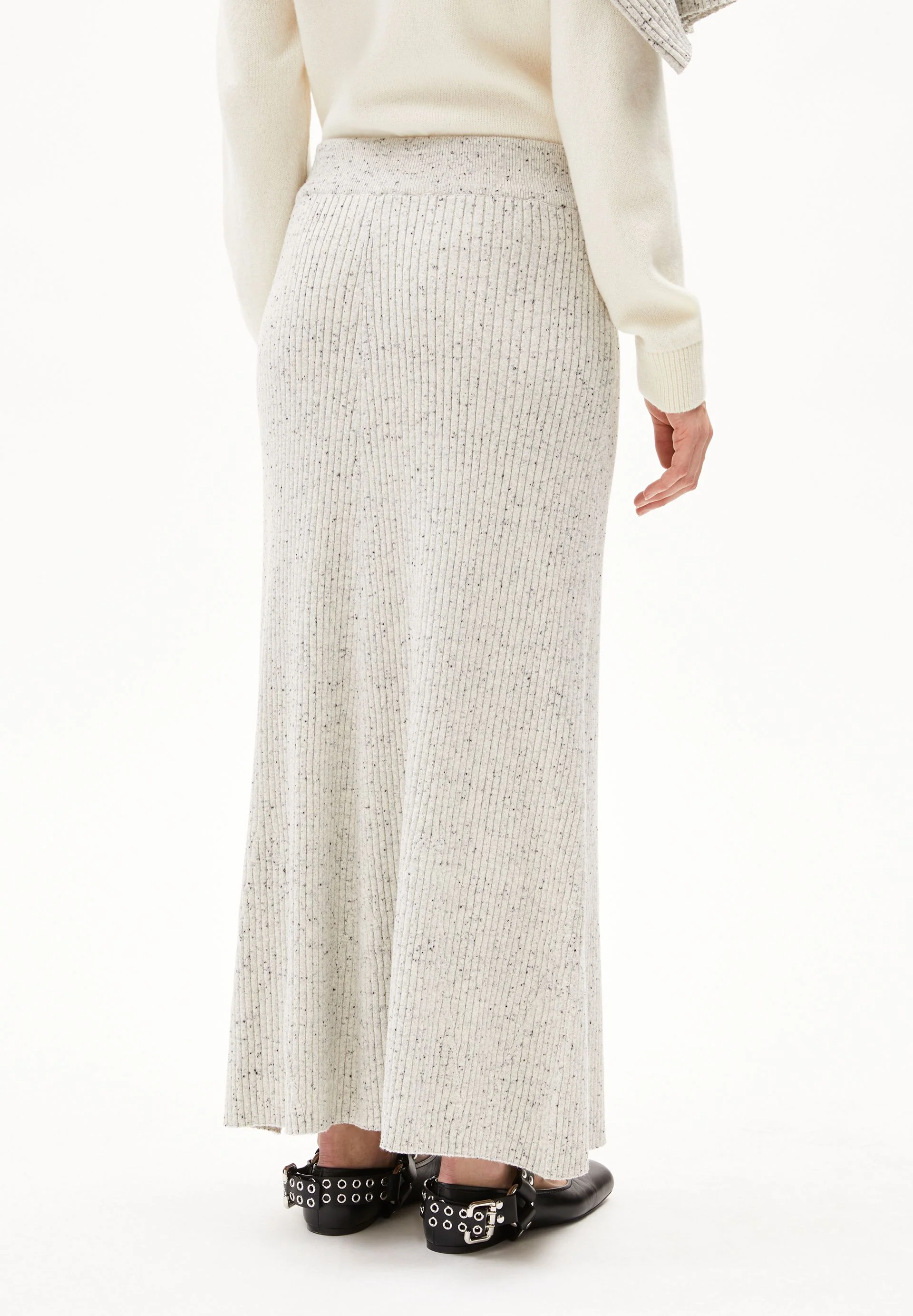 HANAA TWEED ROCK | oatmilk-black - Image 2