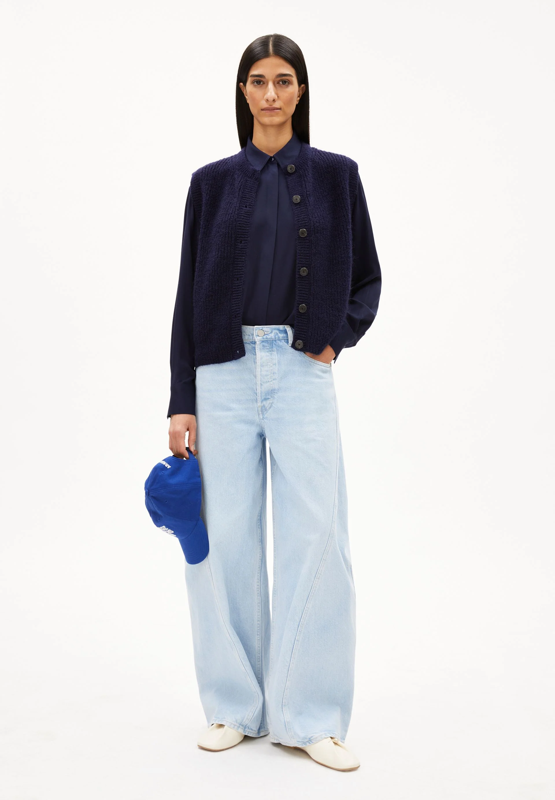 HELGEAA PREMIUM | tinted navy - Image 5