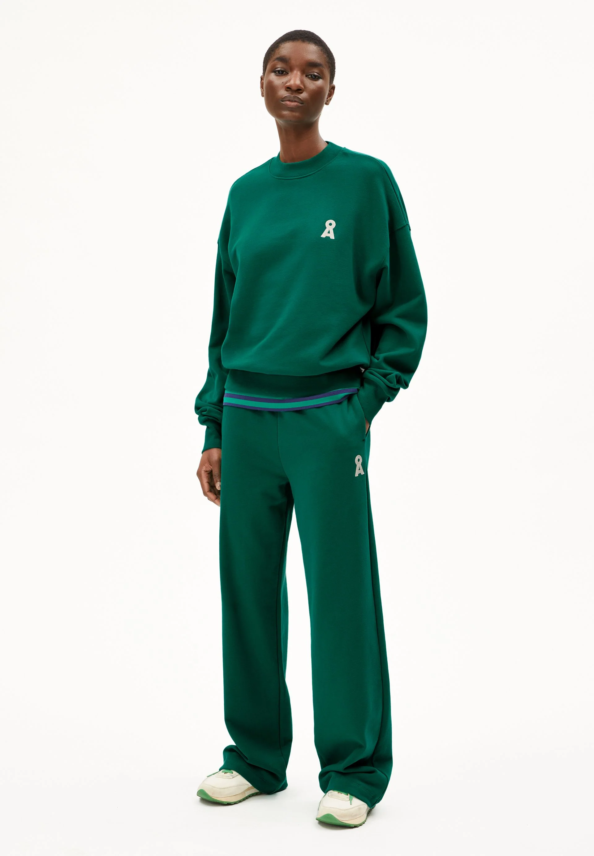 ICONIC Å ALIZAA SWEATSHIRT | emerald green - Image 5