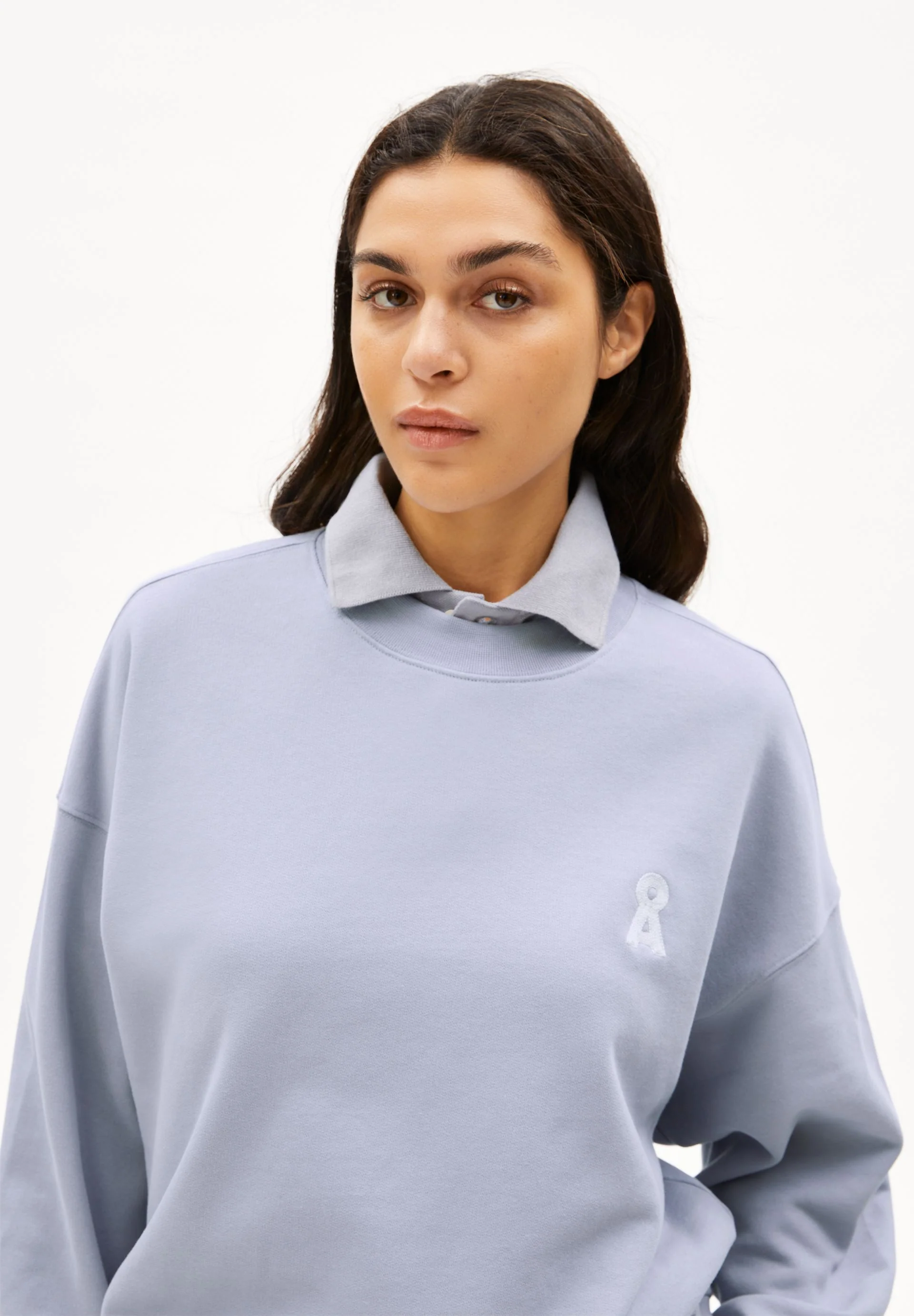 ICONIC Å ALIZAA SWEATSHIRT | misty morning - Image 3