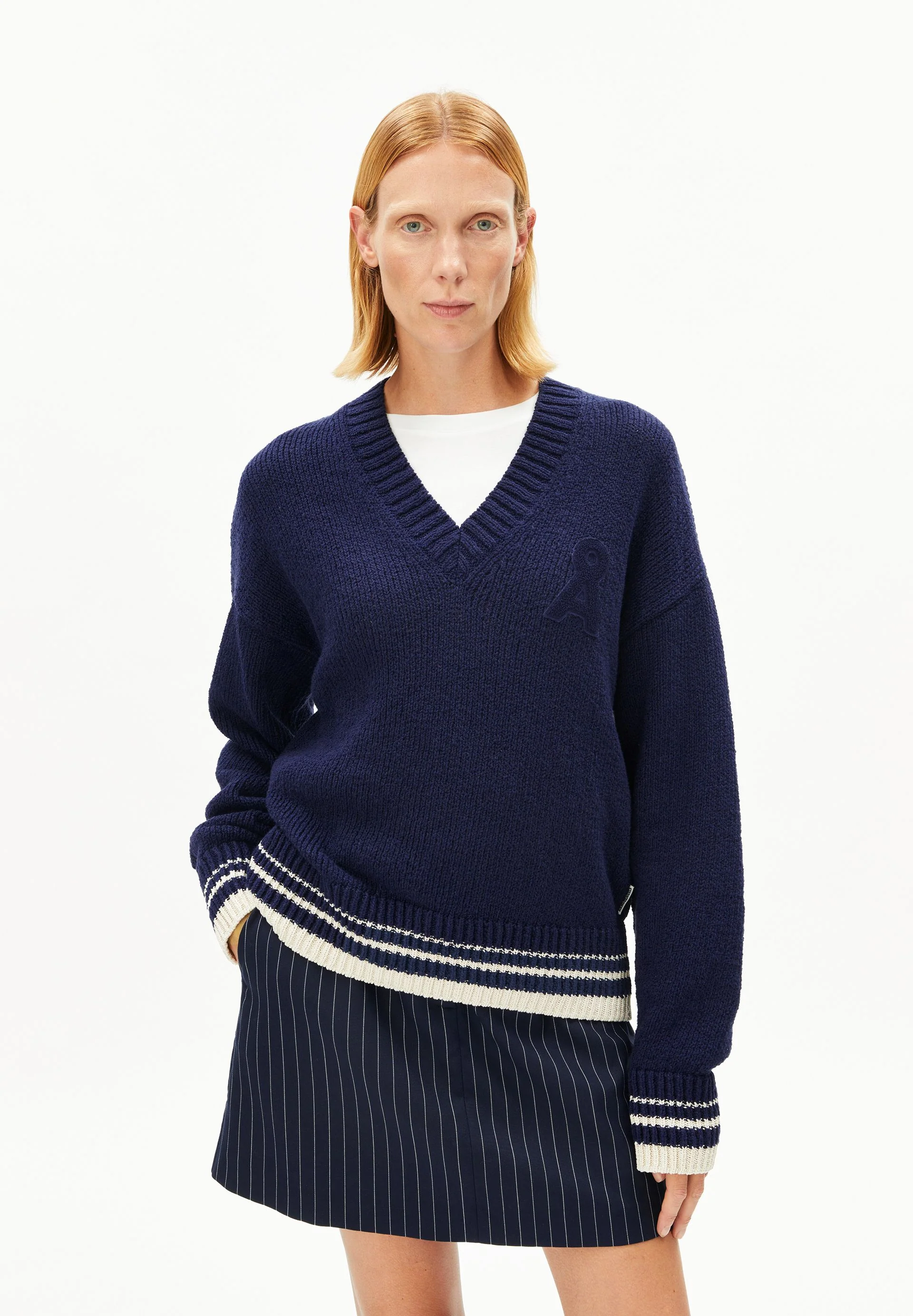 ICONIC Å COLLEGE KNIT SWEATER - Image 2