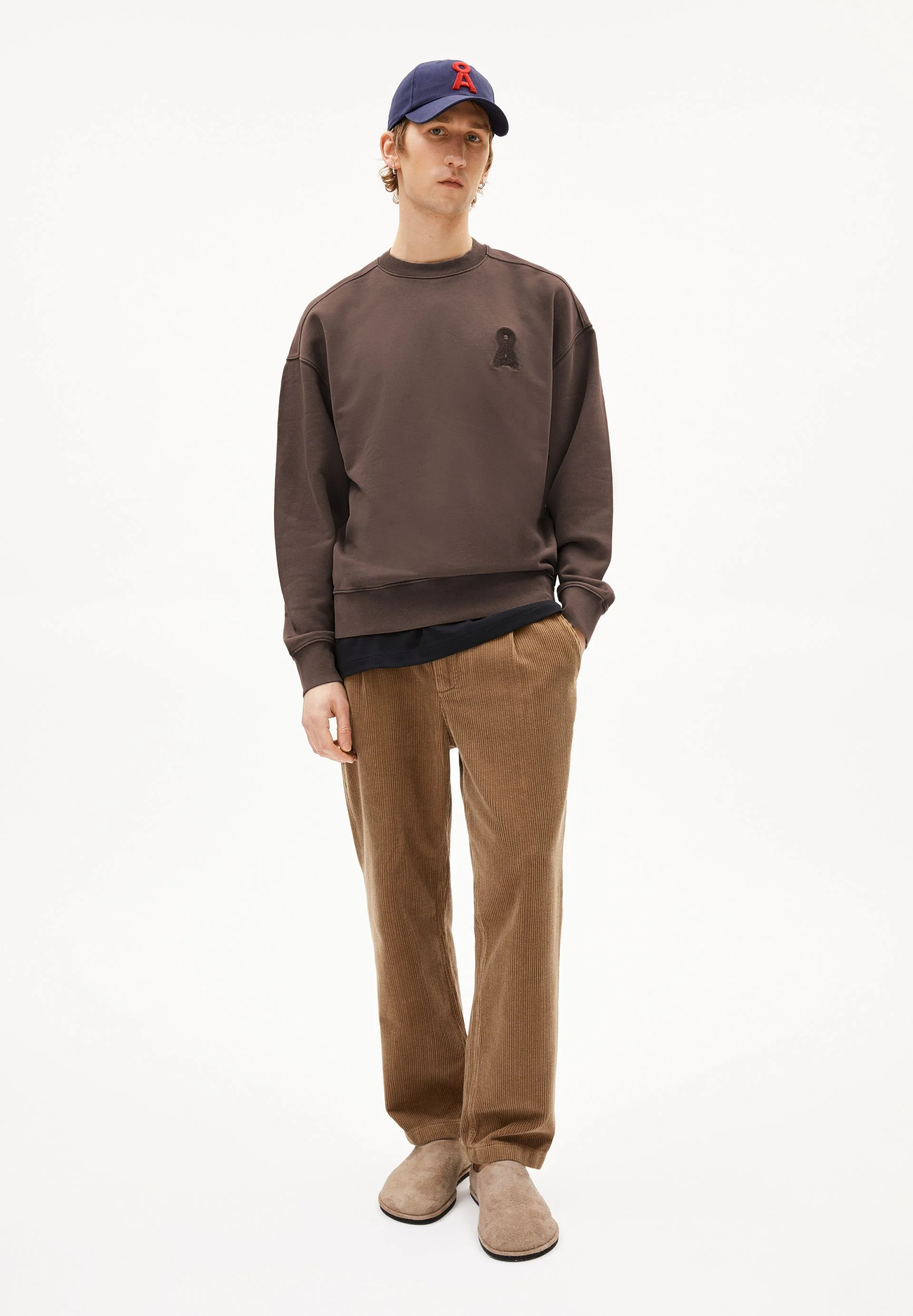 ICONIC Å EMAAL GMT DYE SWEATSHIRT | tree shade washed - Image 5