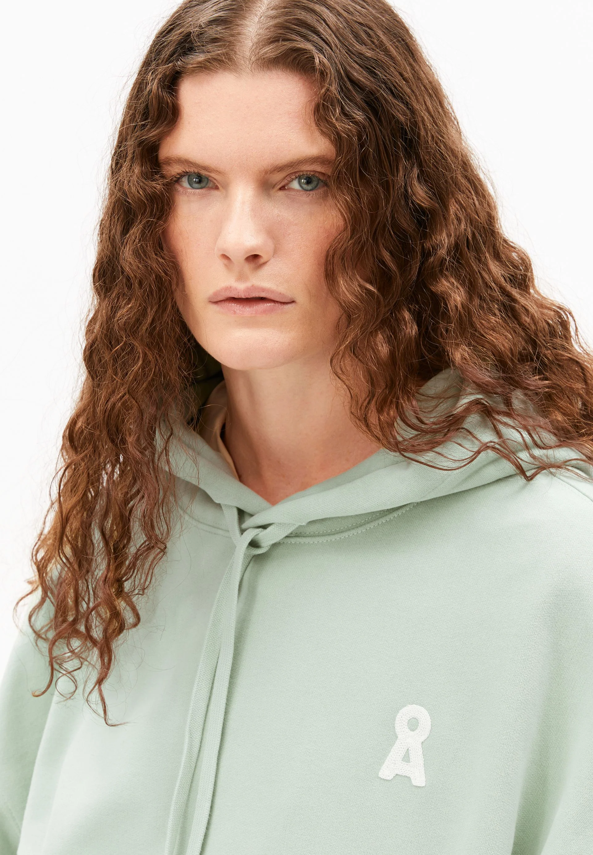 ICONIC Å FRANCISARAA SWEATHOODIE | foam - Image 3