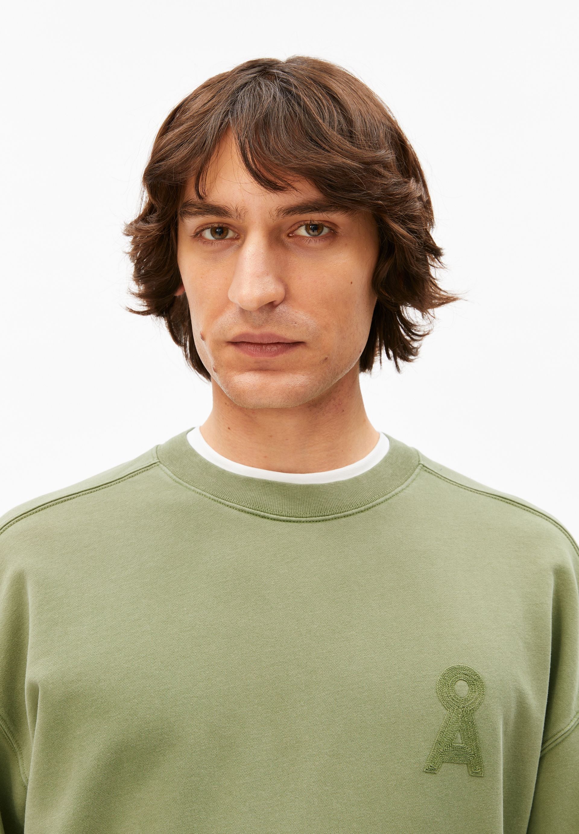 ICONIC Å GMT DYE SWEATSHIRT | fatigue green washed - Image 3