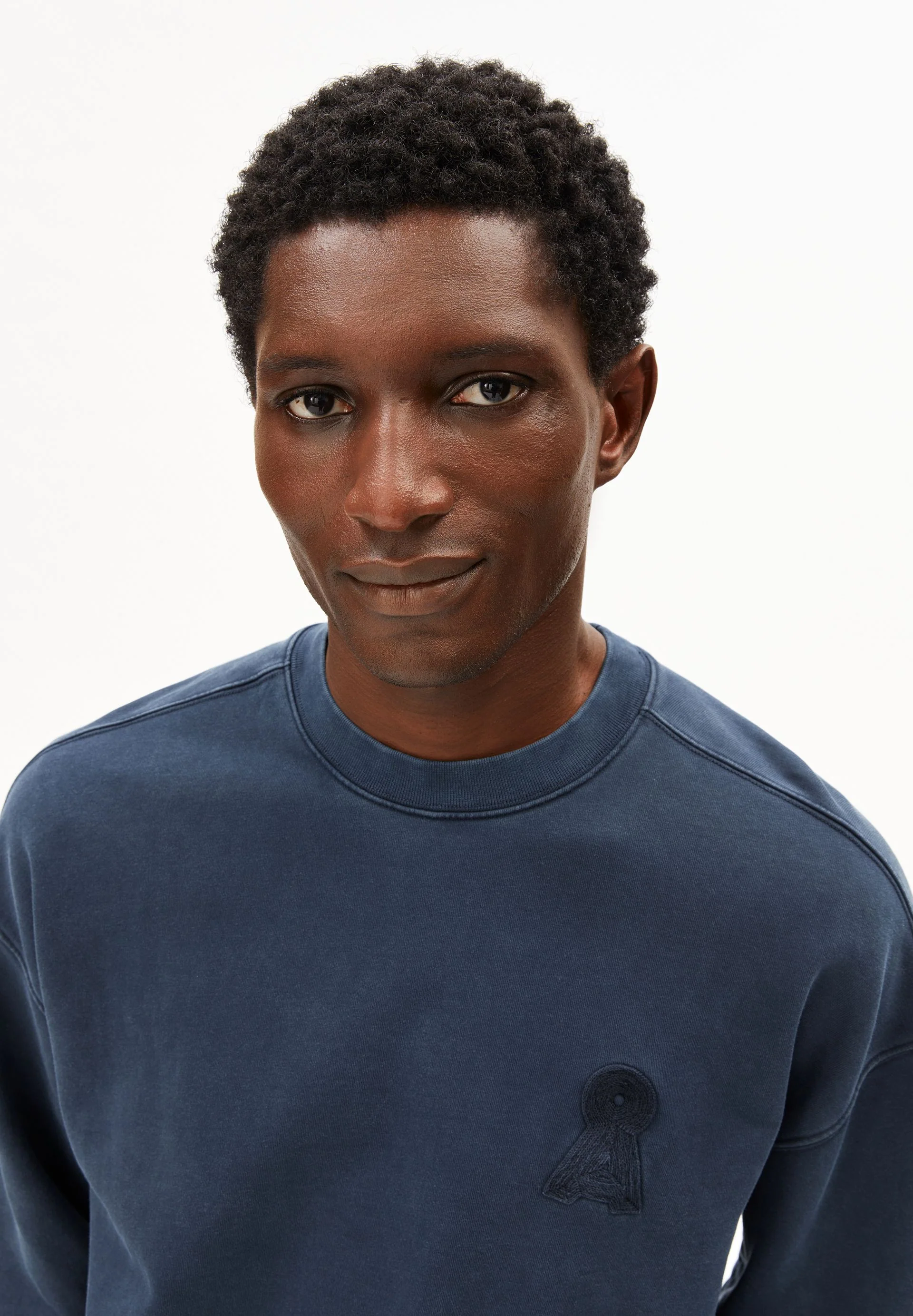 ICONIC Å GMT DYE SWEATSHIRT | night sky washed - Image 3