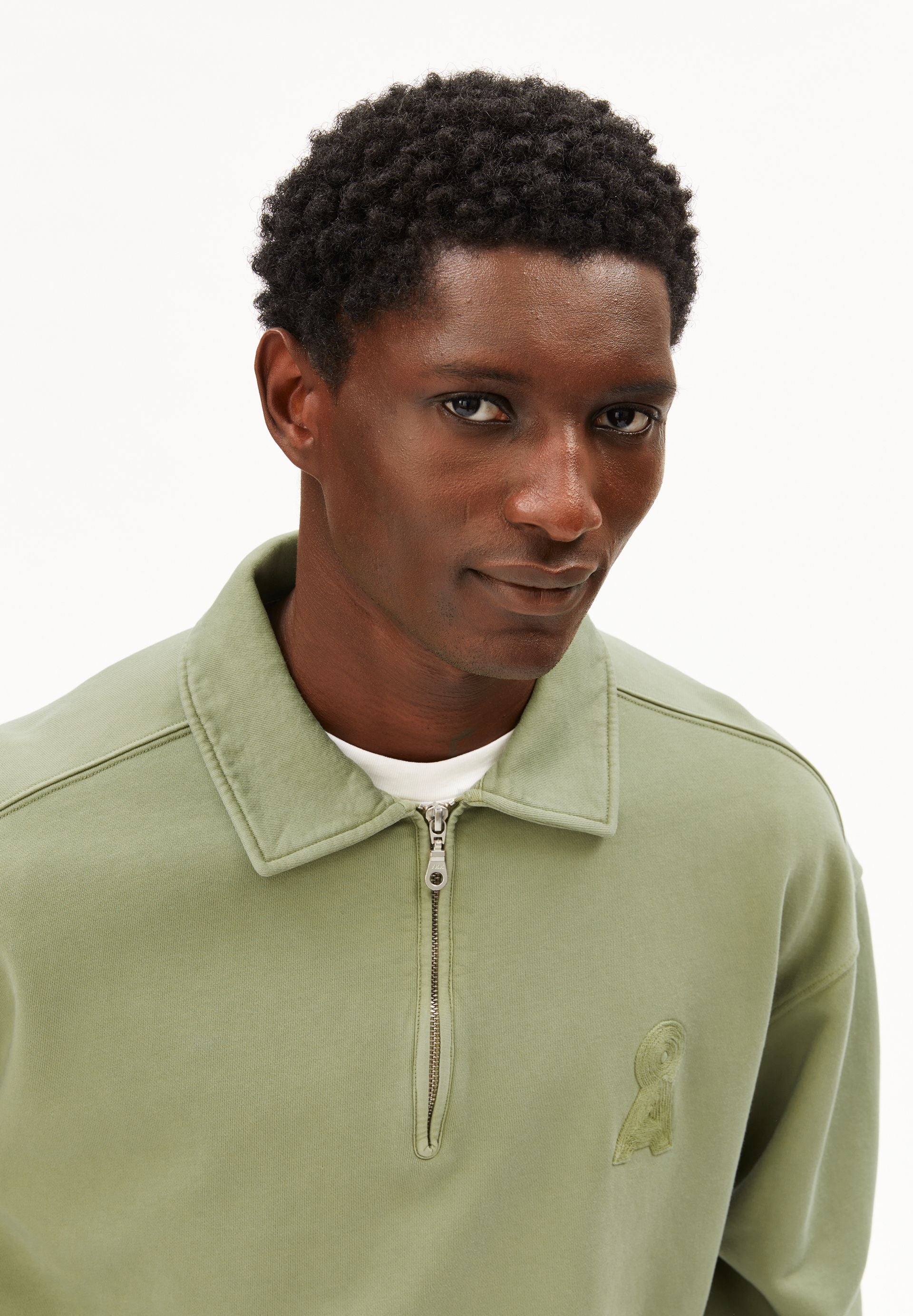 ICONIC Å GMT DYE SWEATTROYER | fatigue green washed - Image 3