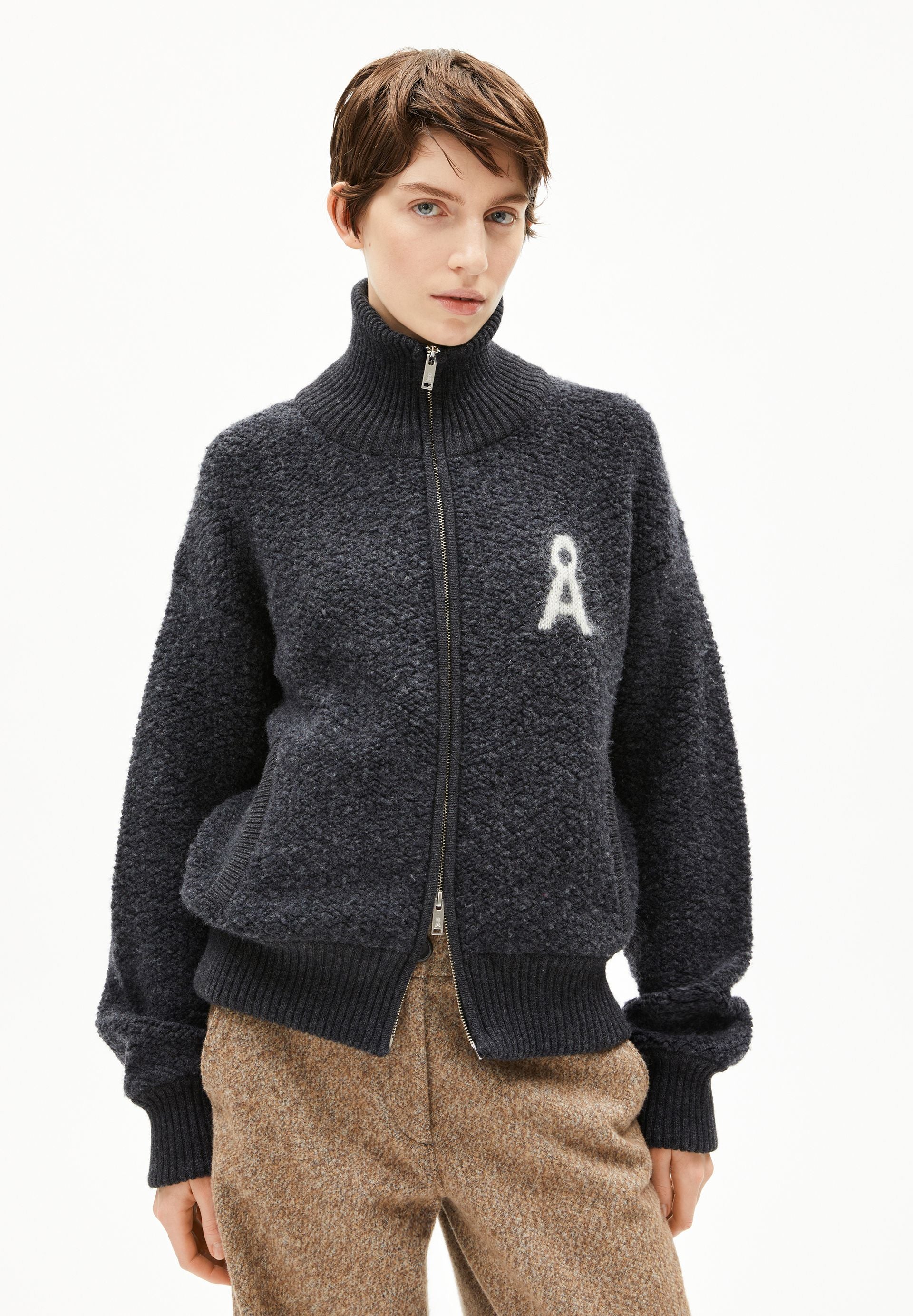 ICONIC Å GWENAA BOUCLÉ - Image 2