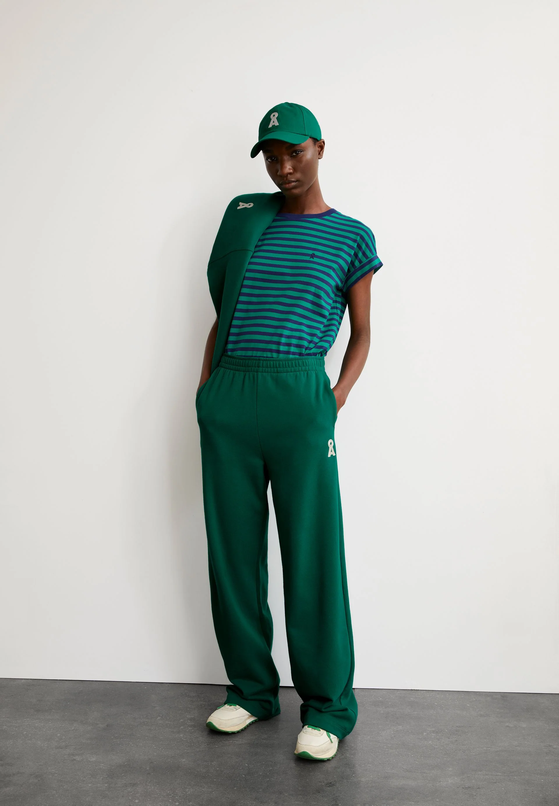 ICONIC Å IVAARA SWEATHOSE | emerald green - Image 4