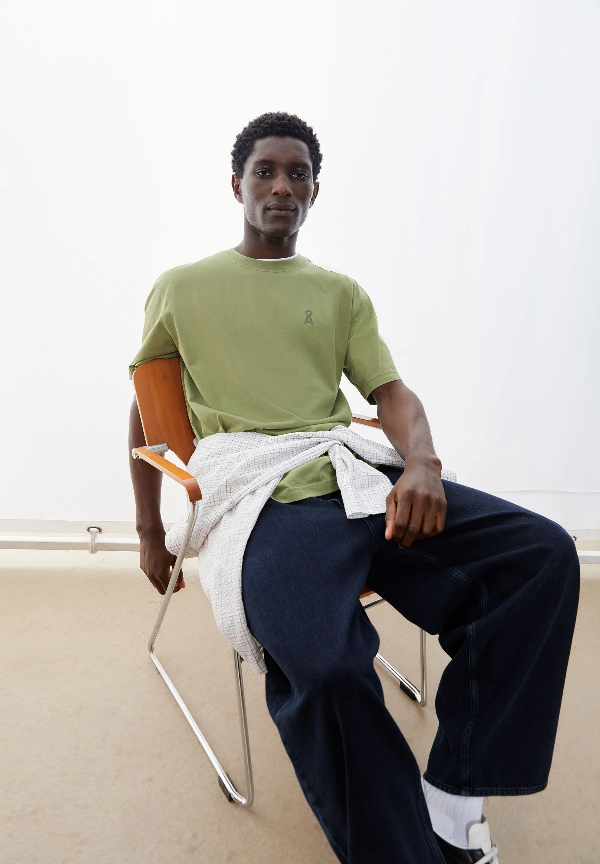 ICONIC Å MAARKOS GD T-SHIRT | fatigue green washed - Image 4
