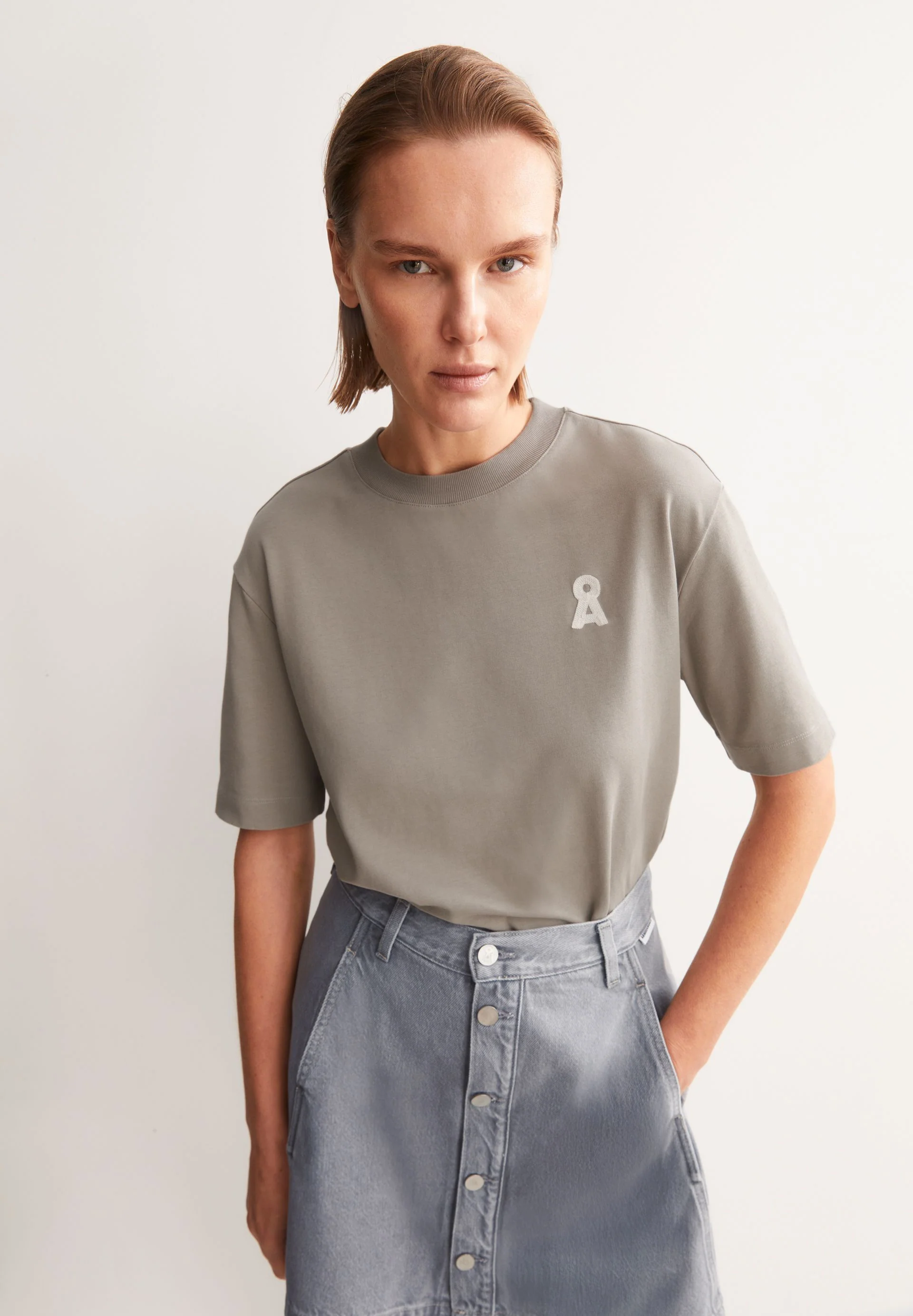 ICONIC Å TARJAA T-SHIRT | seal grey - Image 4