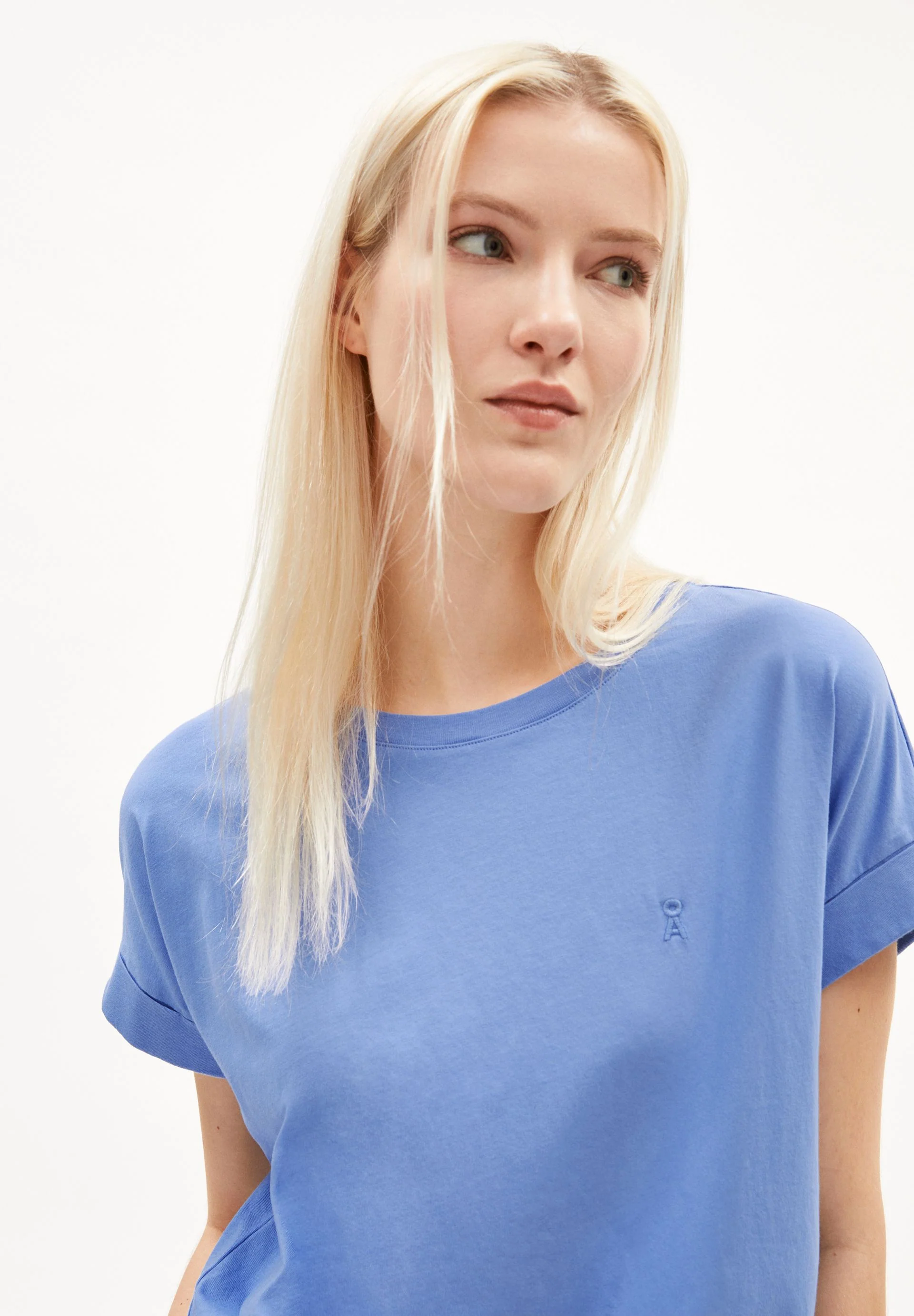 IDAARA T-SHIRT | blue bloom - Image 3