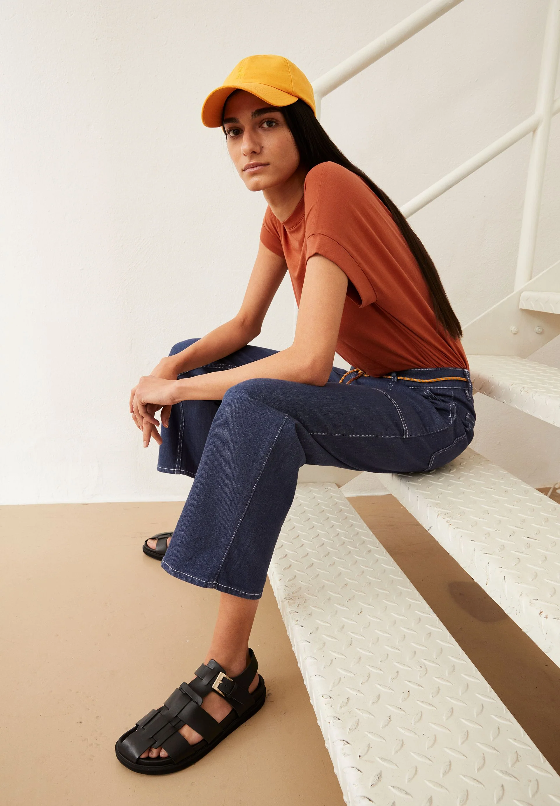 IDAARA T-SHIRT | brick - Image 4