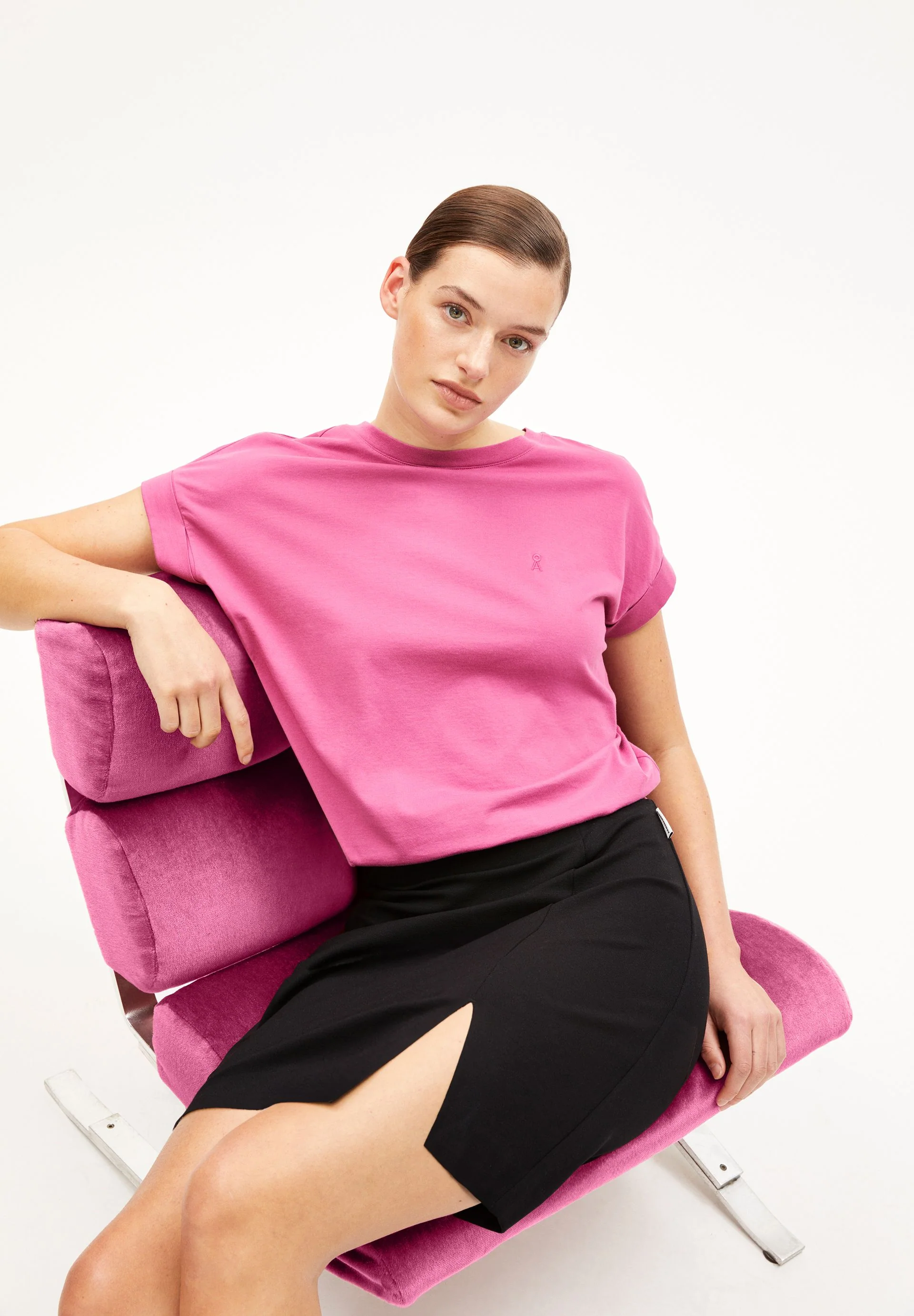 IDAARA T-SHIRT | crushed berry - Image 4