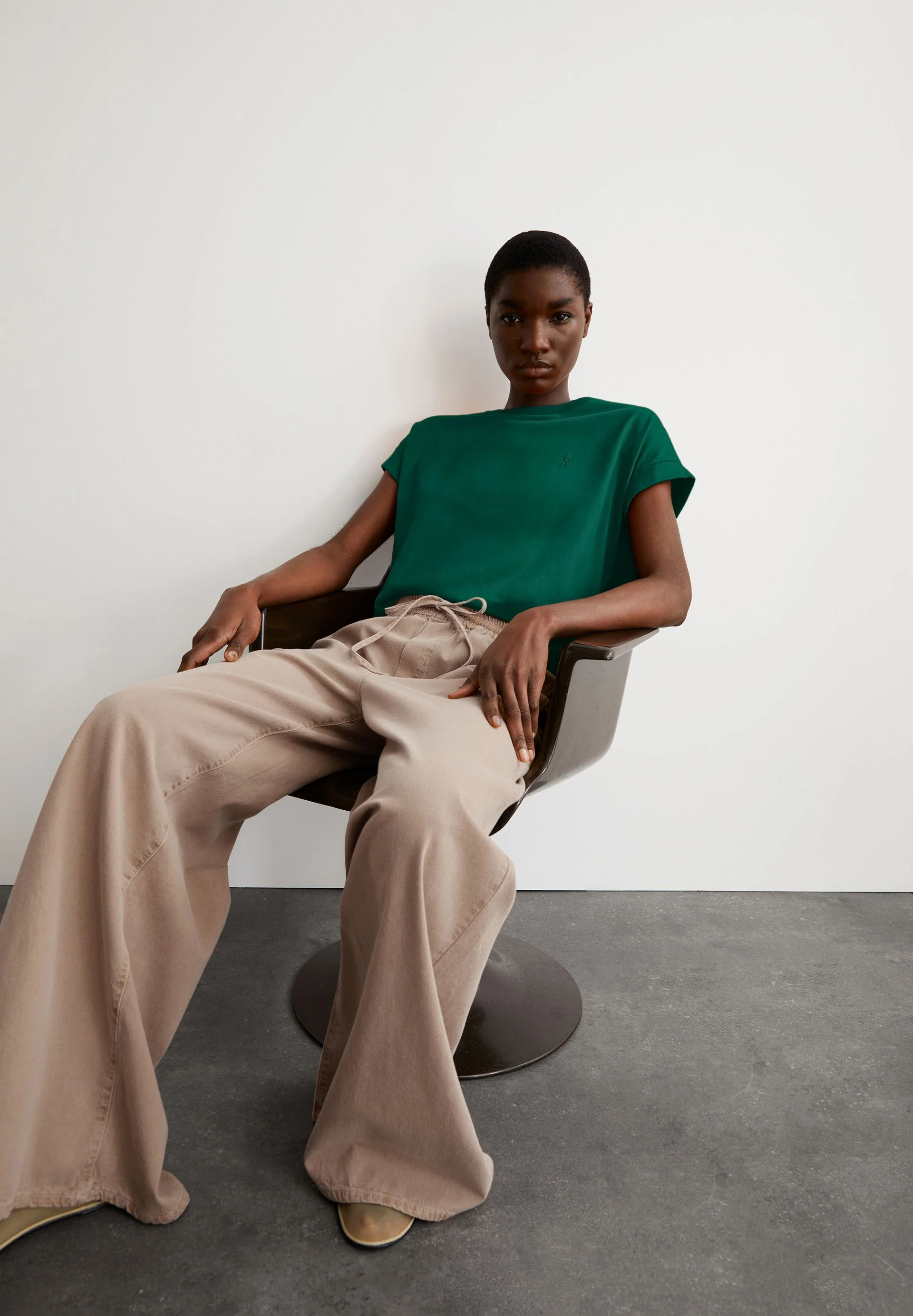 IDAARA T-SHIRT | emerald green - Image 4
