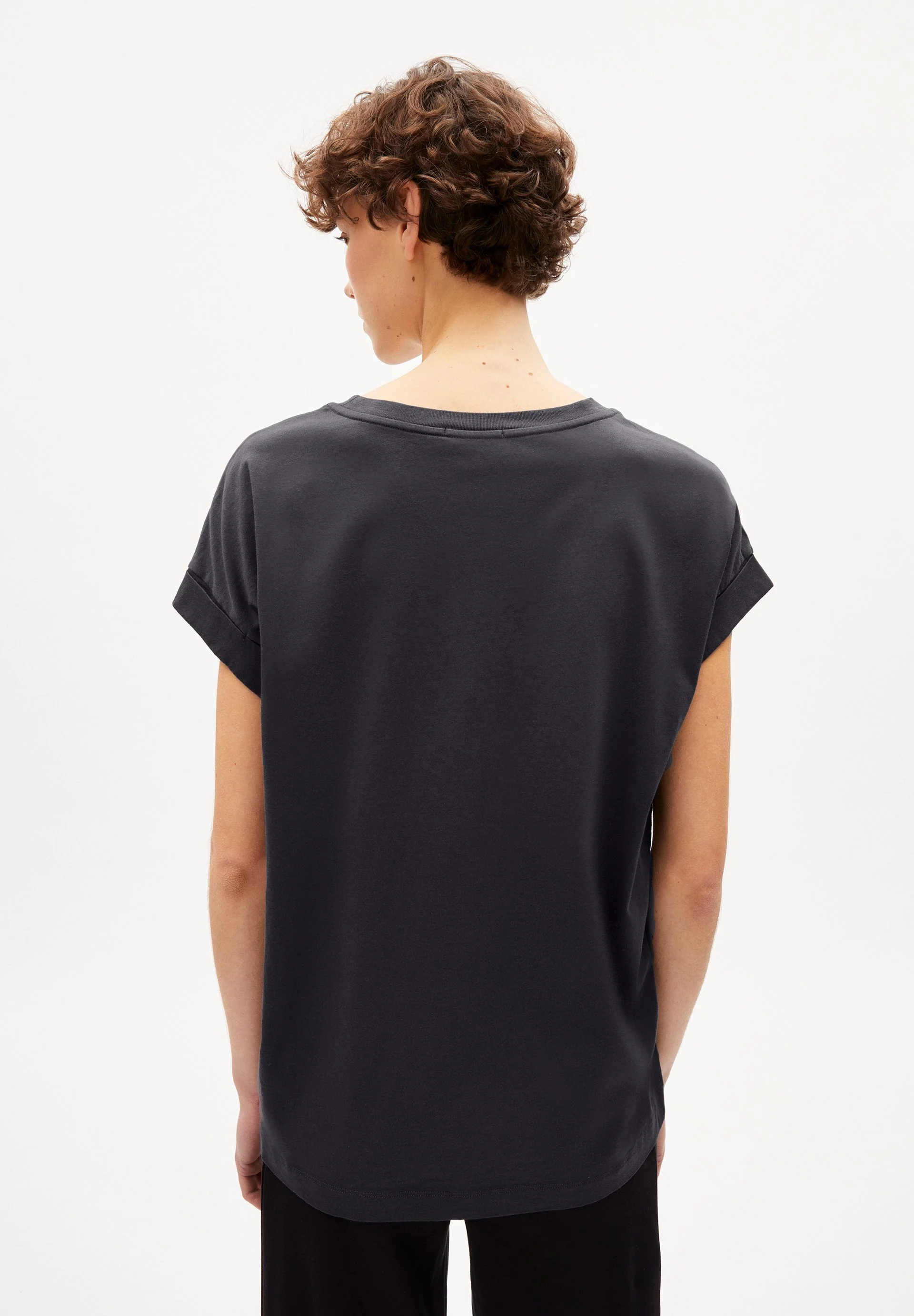IDAARA T-SHIRT | graphite - Image 2
