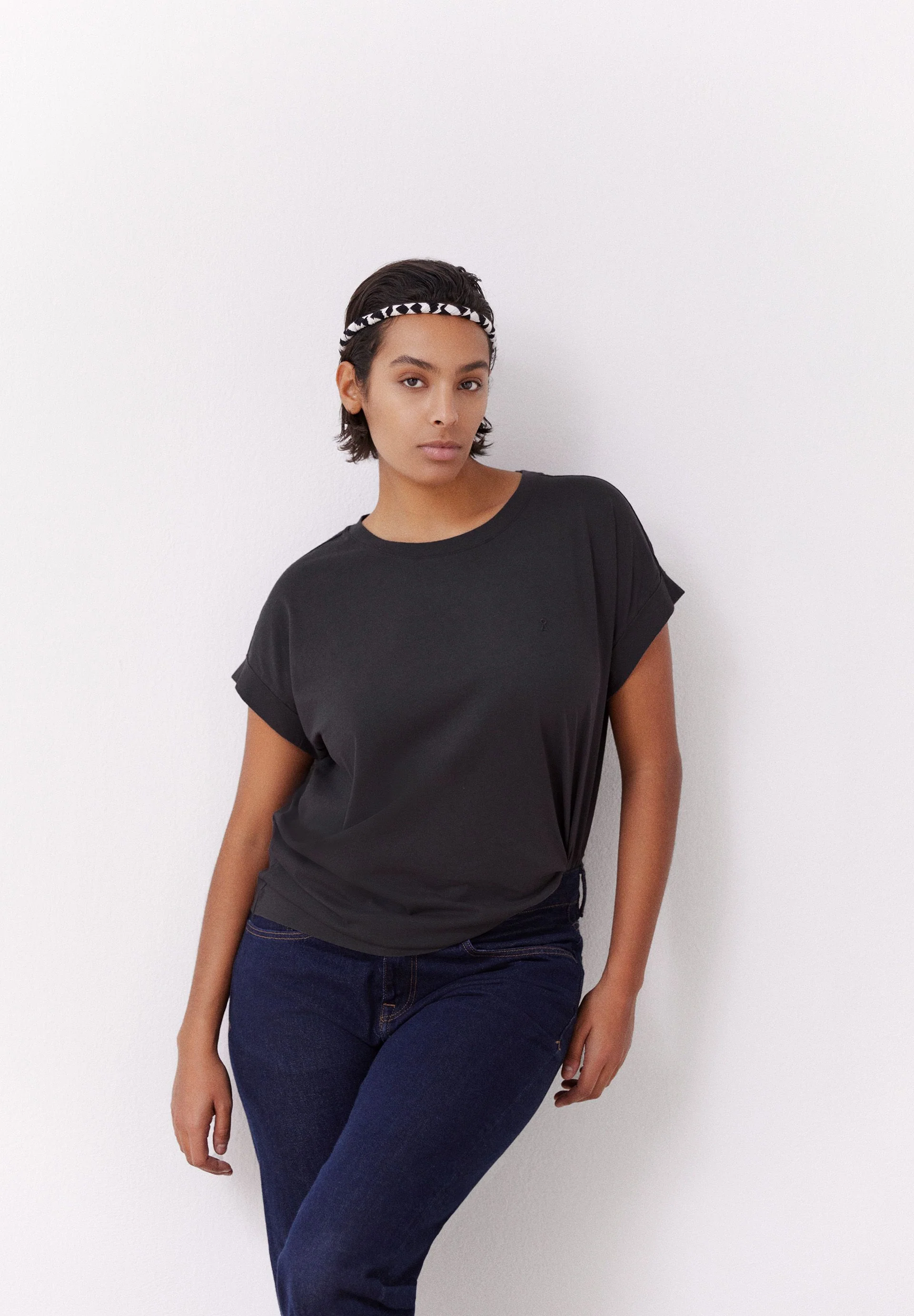 IDAARA T-SHIRT | graphite - Image 4