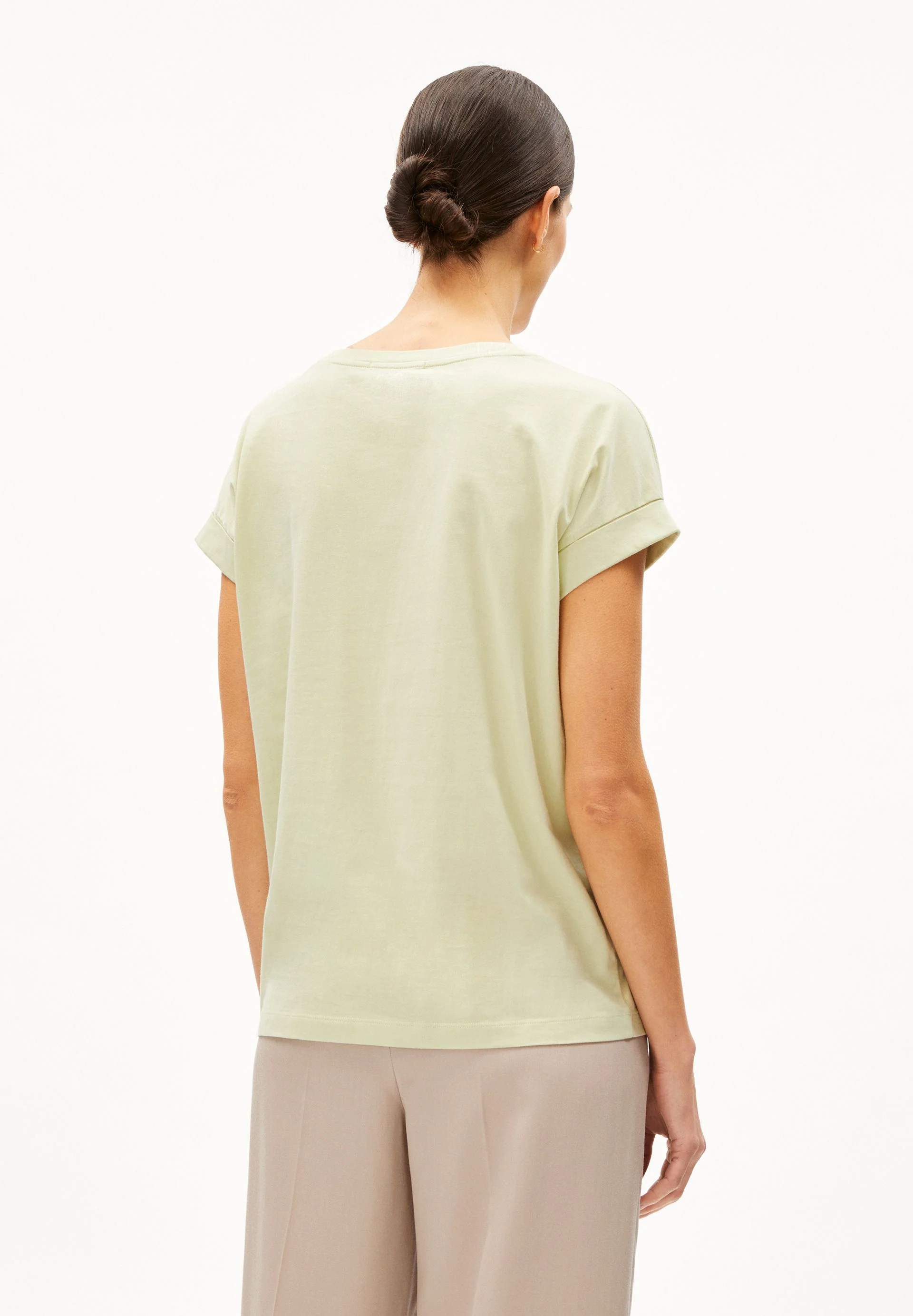 IDAARA T-SHIRT | pastel green - Image 2